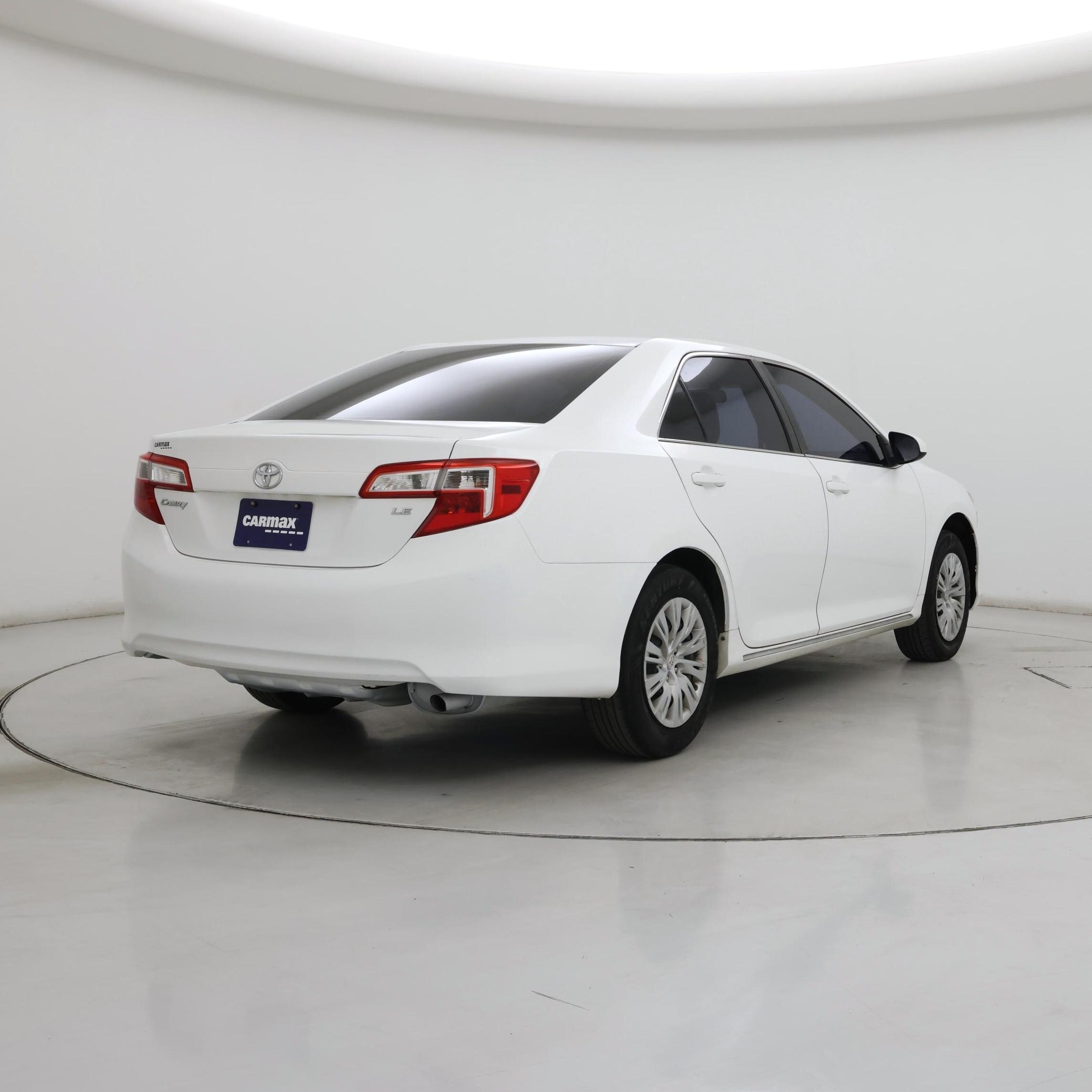 Thumbnail: 2014 Toyota Camry - 8