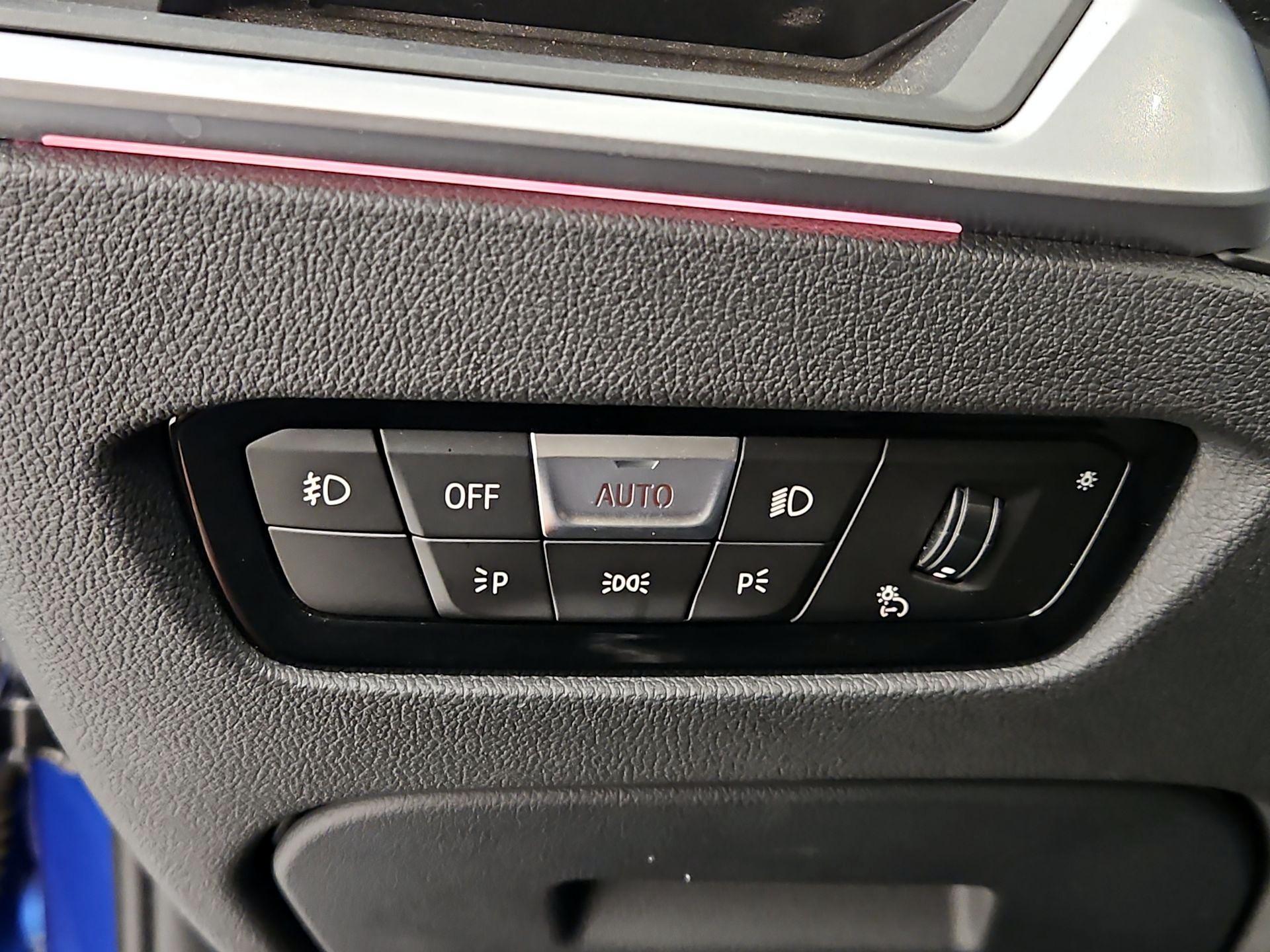 Thumbnail: 2019 BMW 3 Series - 13