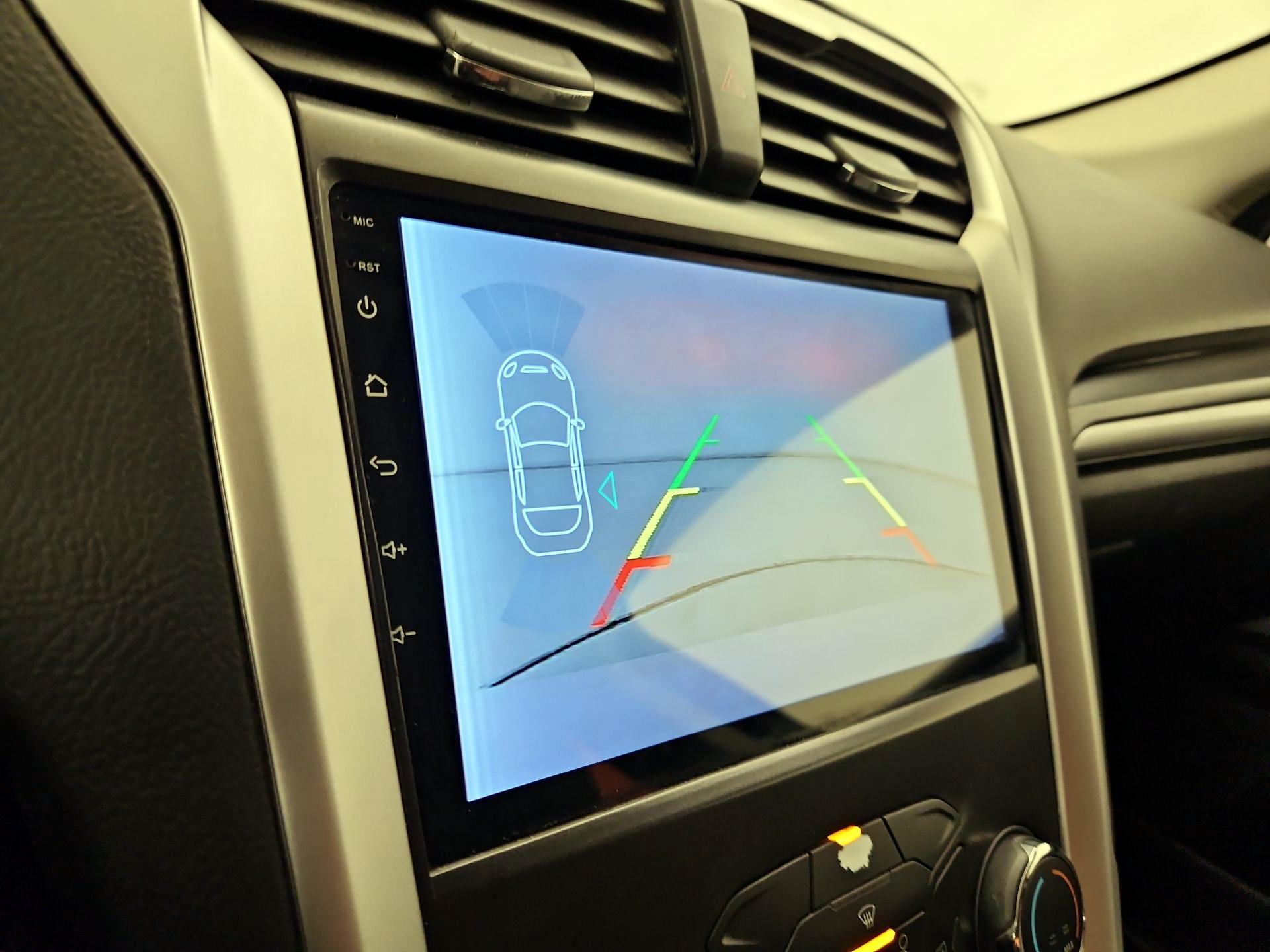 Thumbnail: 2016 Ford Fusion - 14