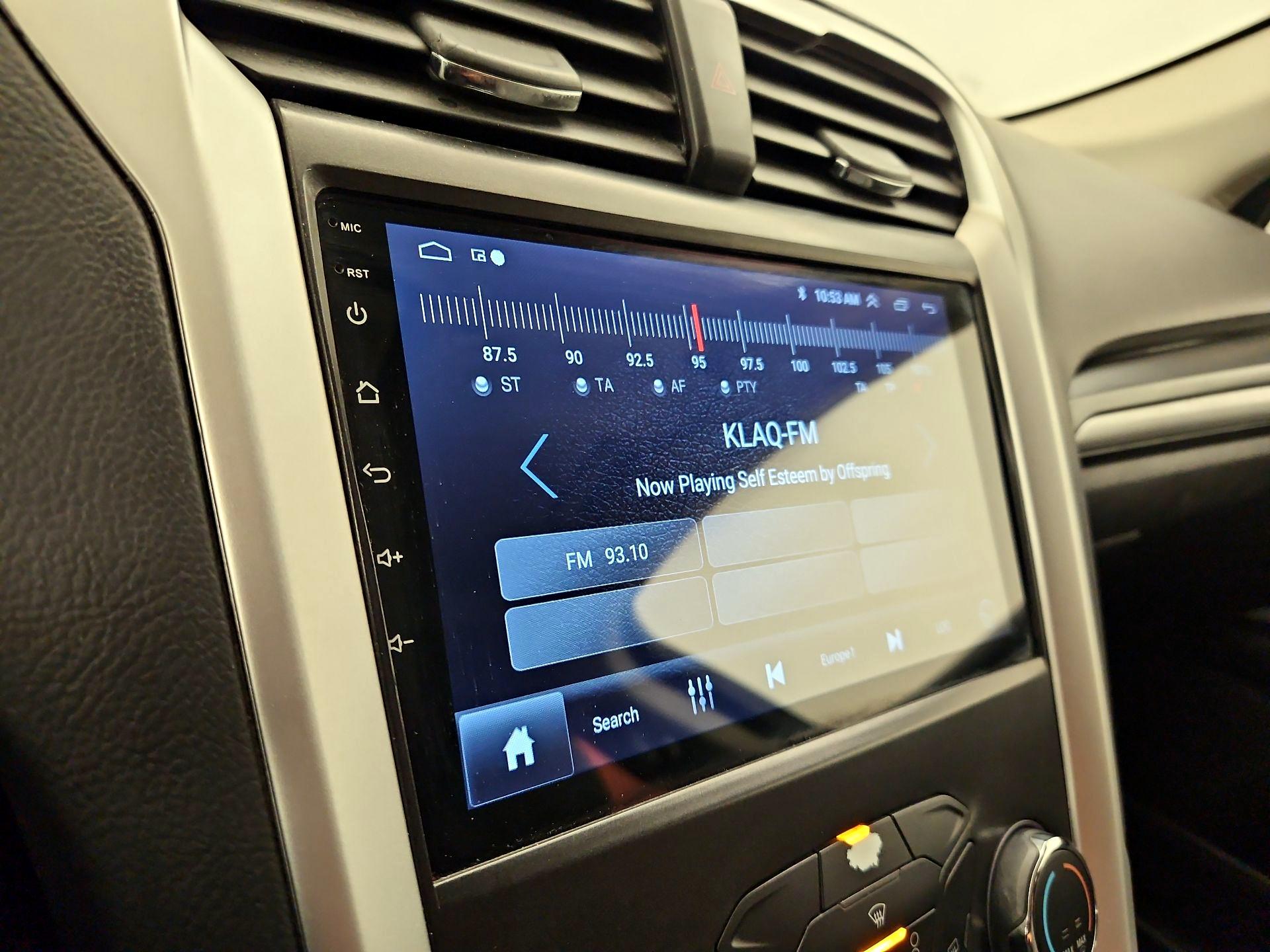 Thumbnail: 2016 Ford Fusion - 15