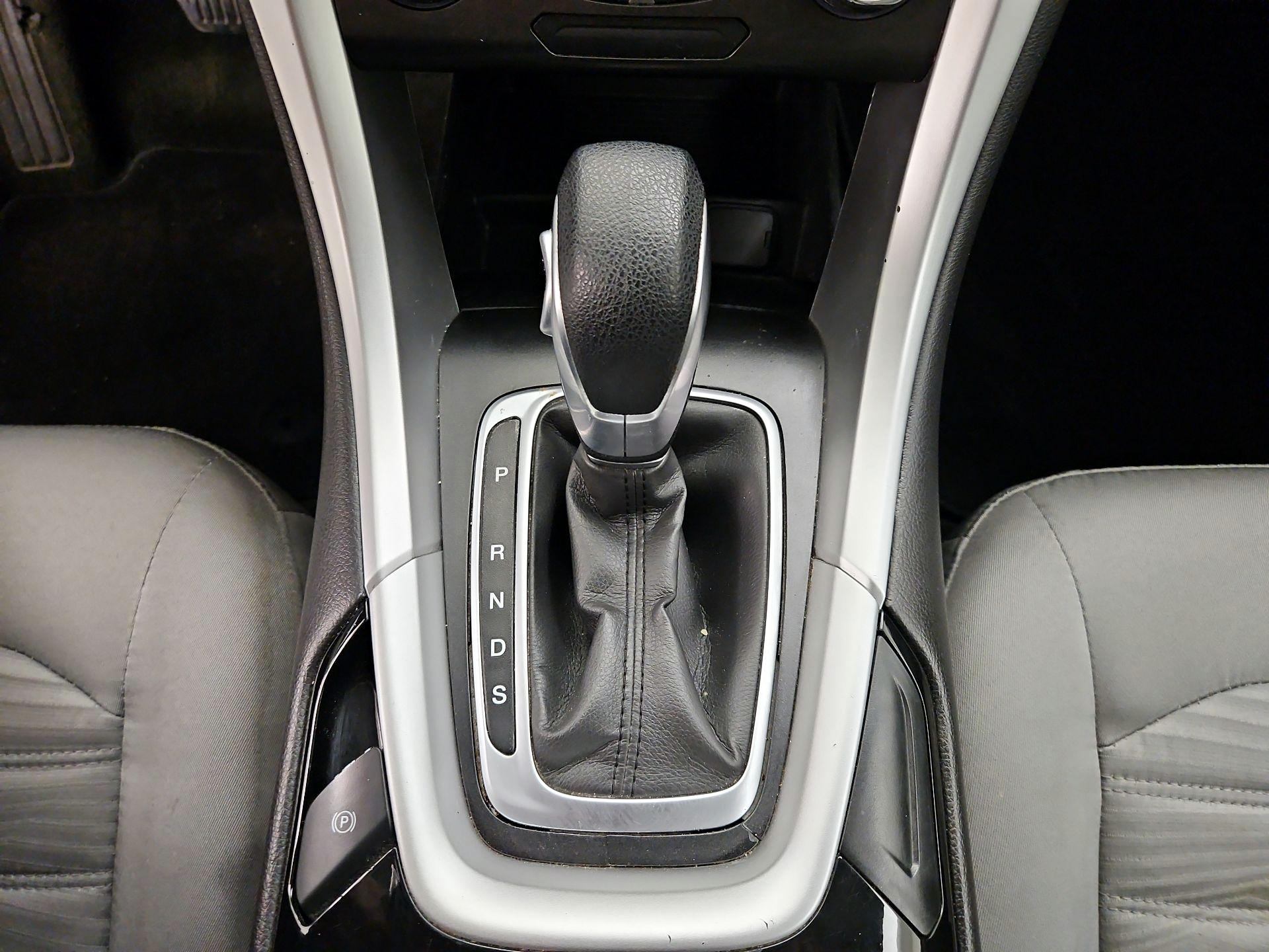 Thumbnail: 2016 Ford Fusion - 17