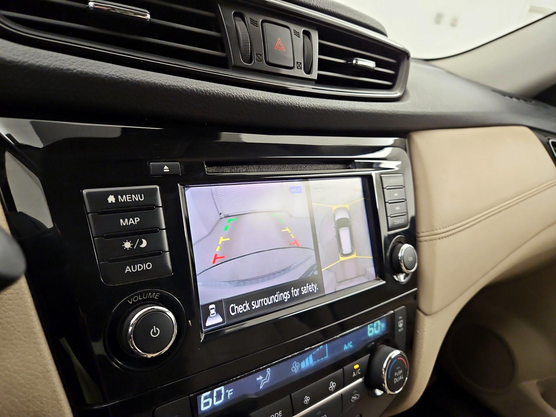 Thumbnail: 2019 Nissan Rogue - 15