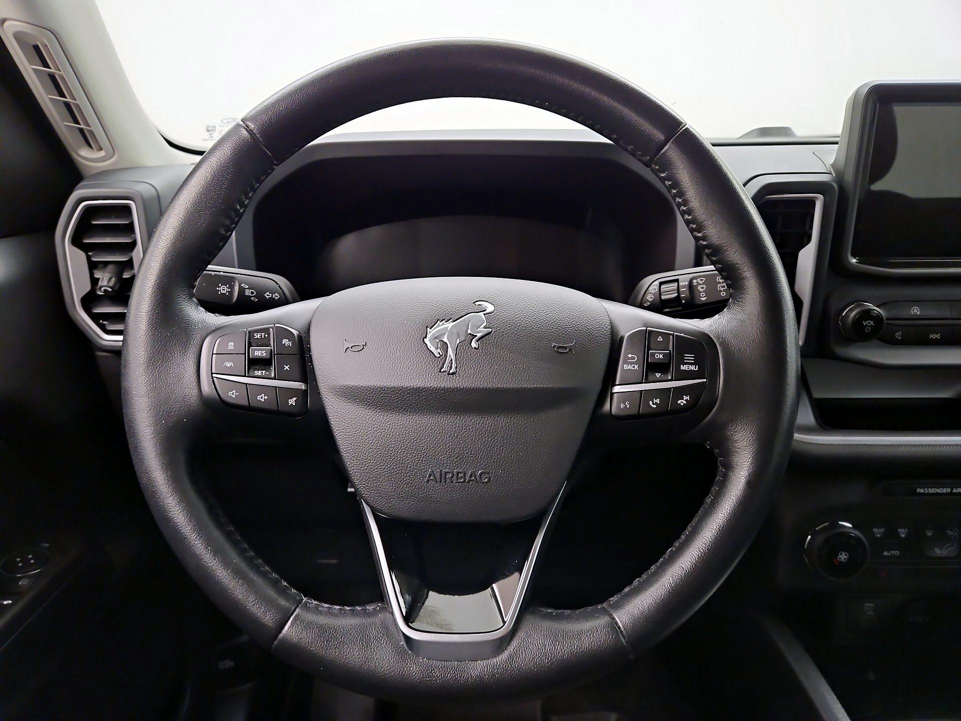 Thumbnail: 2022 Ford Bronco Sport - 10