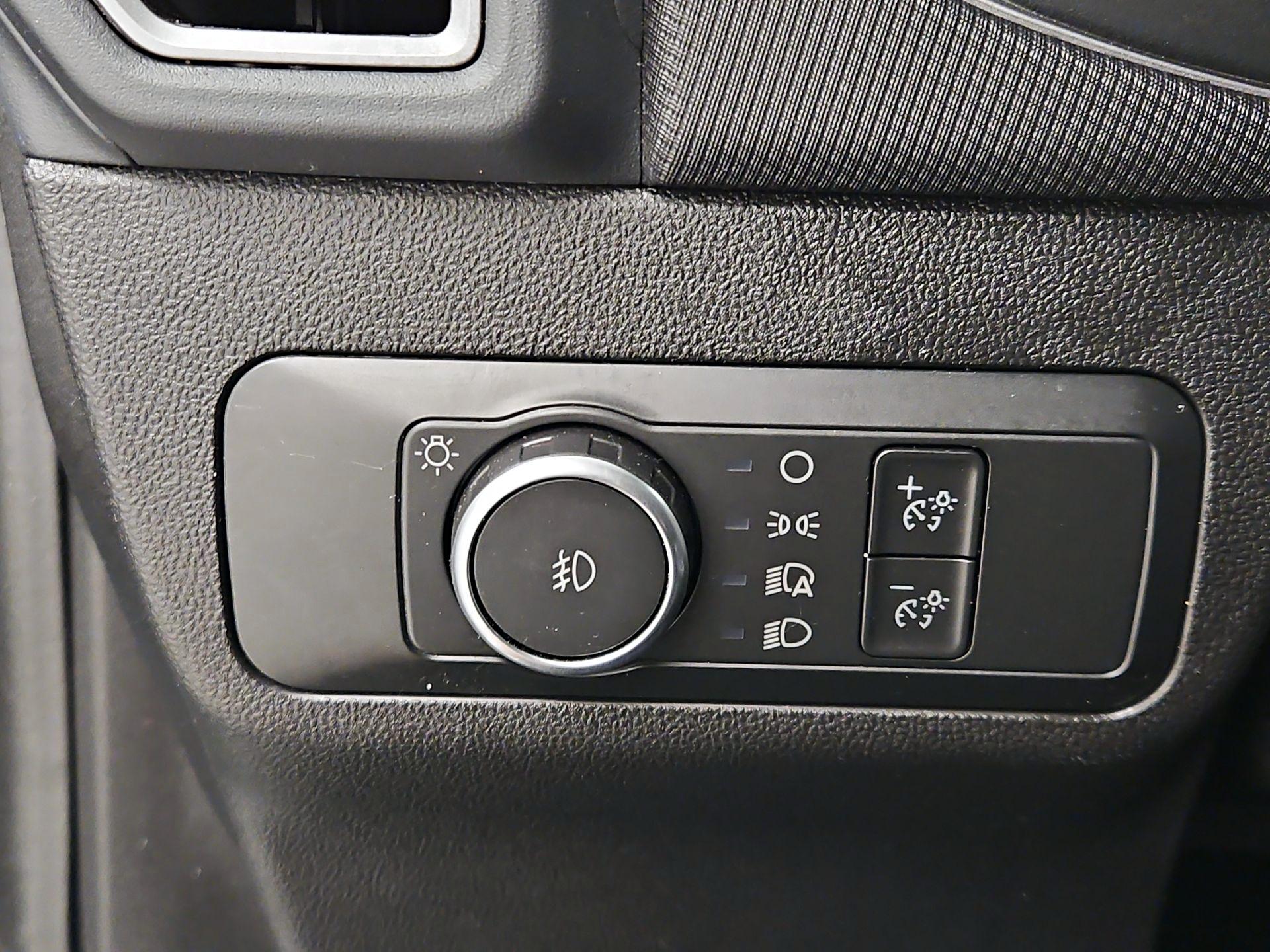 Thumbnail: 2022 Ford Bronco Sport - 13