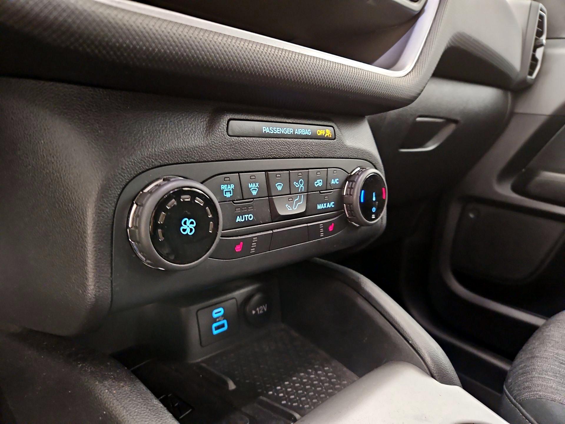 Thumbnail: 2022 Ford Bronco Sport - 17