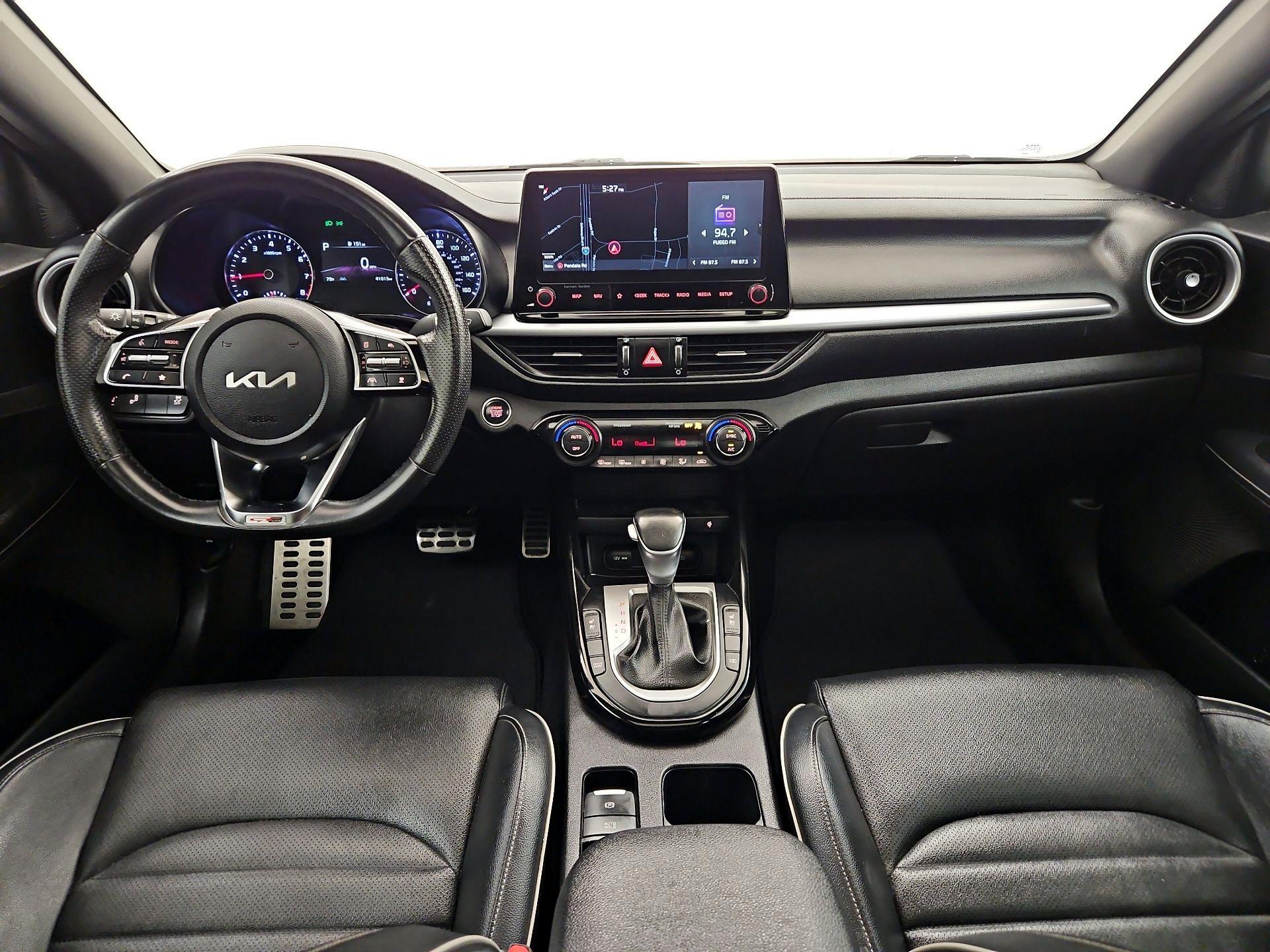 Thumbnail: 2022 Kia Forte - 9