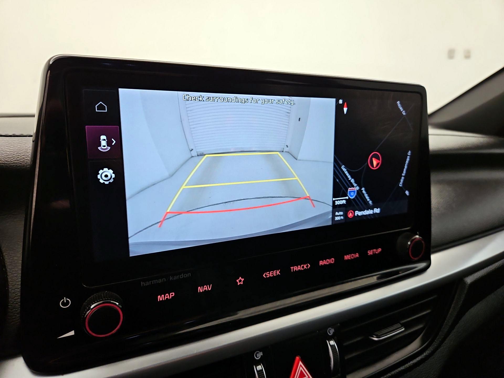 Thumbnail: 2022 Kia Forte - 15