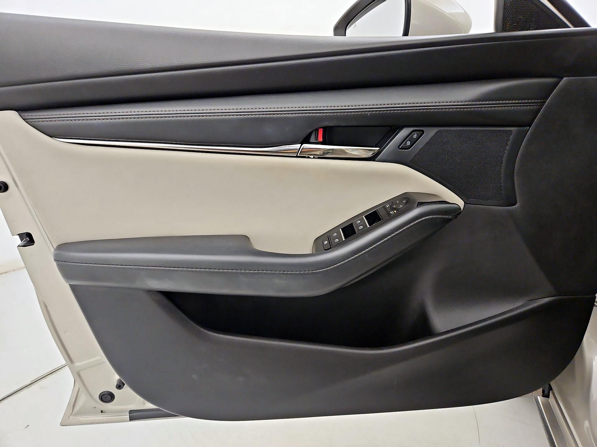 Thumbnail: 2023 Mazda Mazda3 - 12