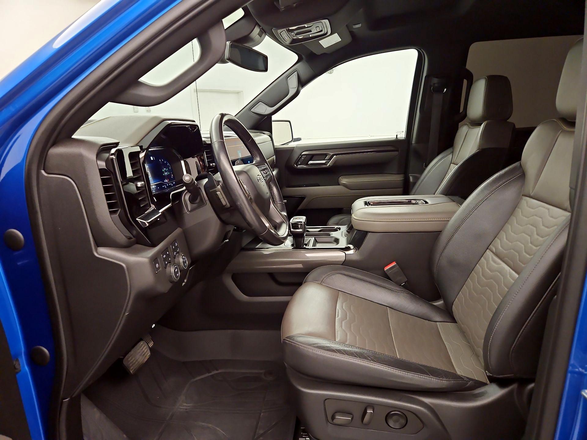 Thumbnail: 2022 Chevrolet Silverado 1500 - 11