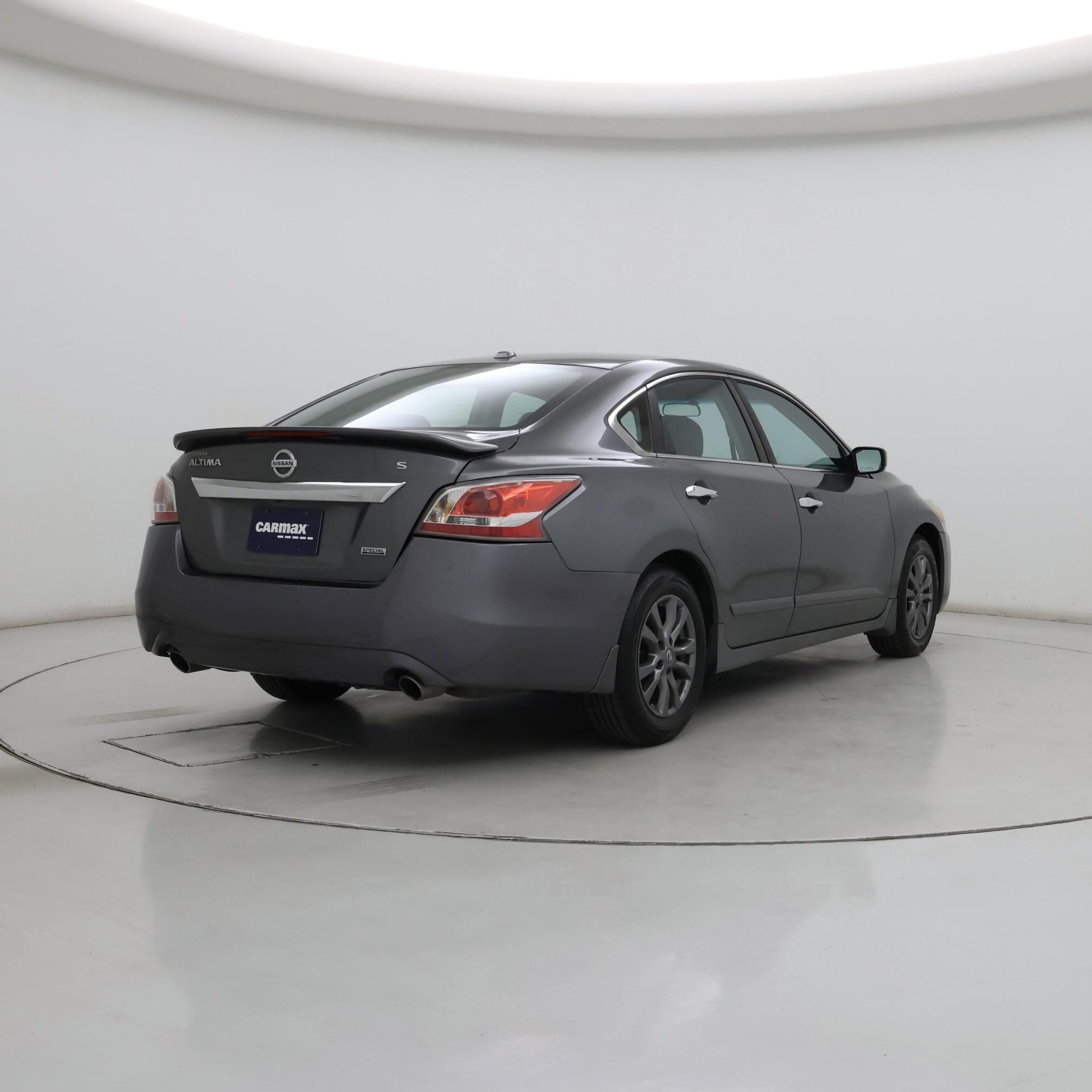 Thumbnail: 2015 Nissan Altima - 8