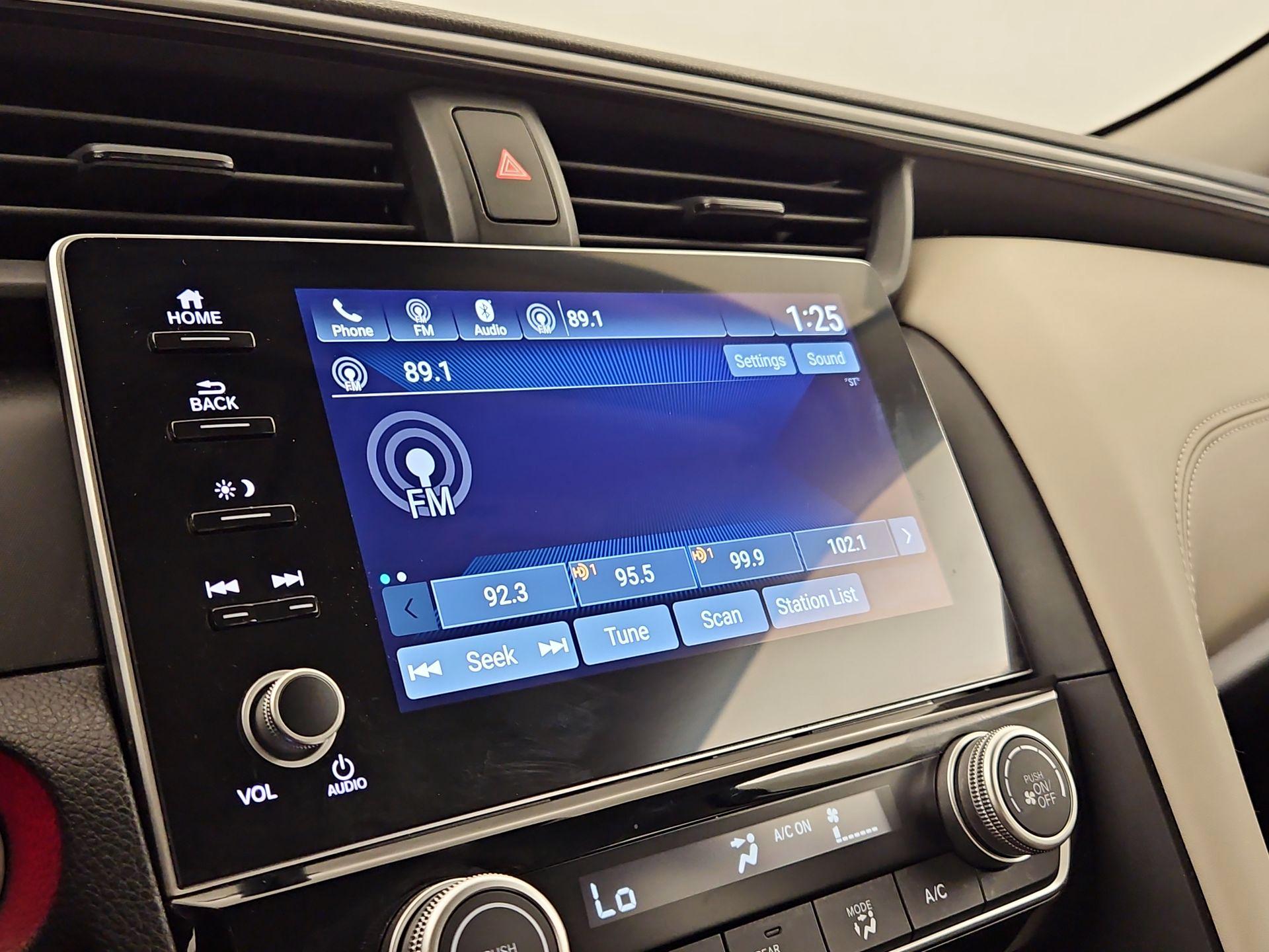 Thumbnail: 2022 Honda Insight - 15