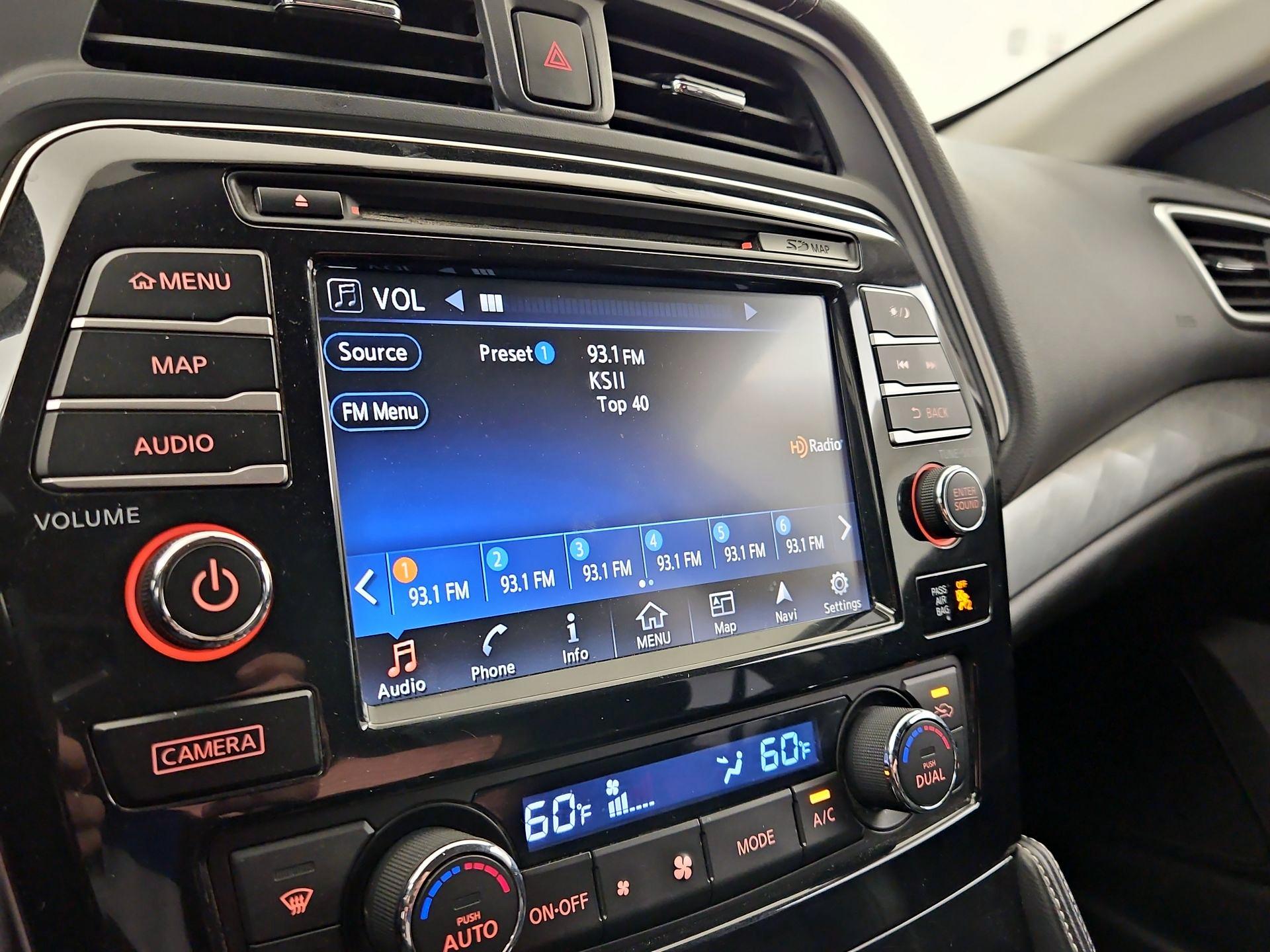 Thumbnail: 2016 Nissan Maxima - 16