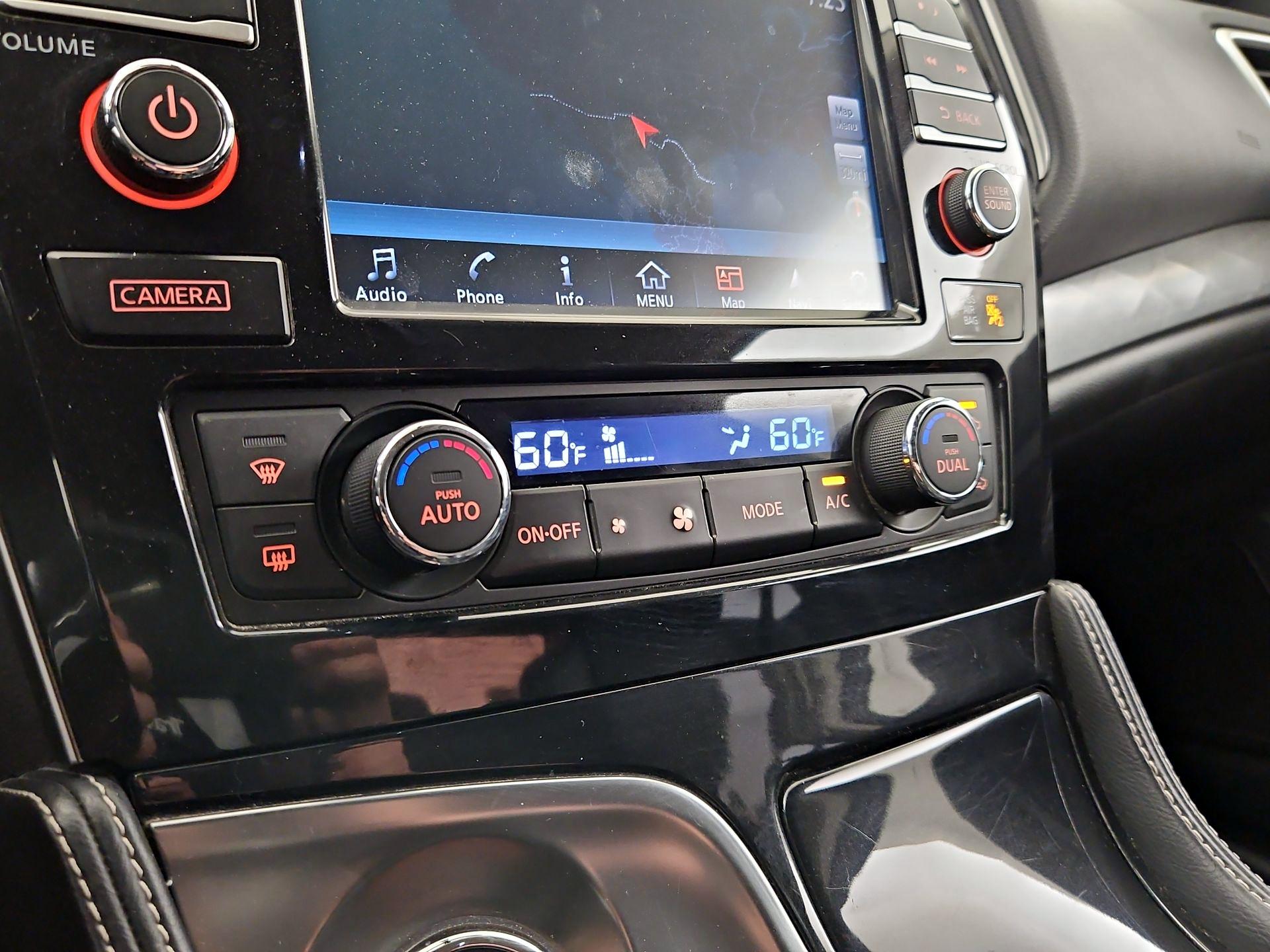 Thumbnail: 2016 Nissan Maxima - 17