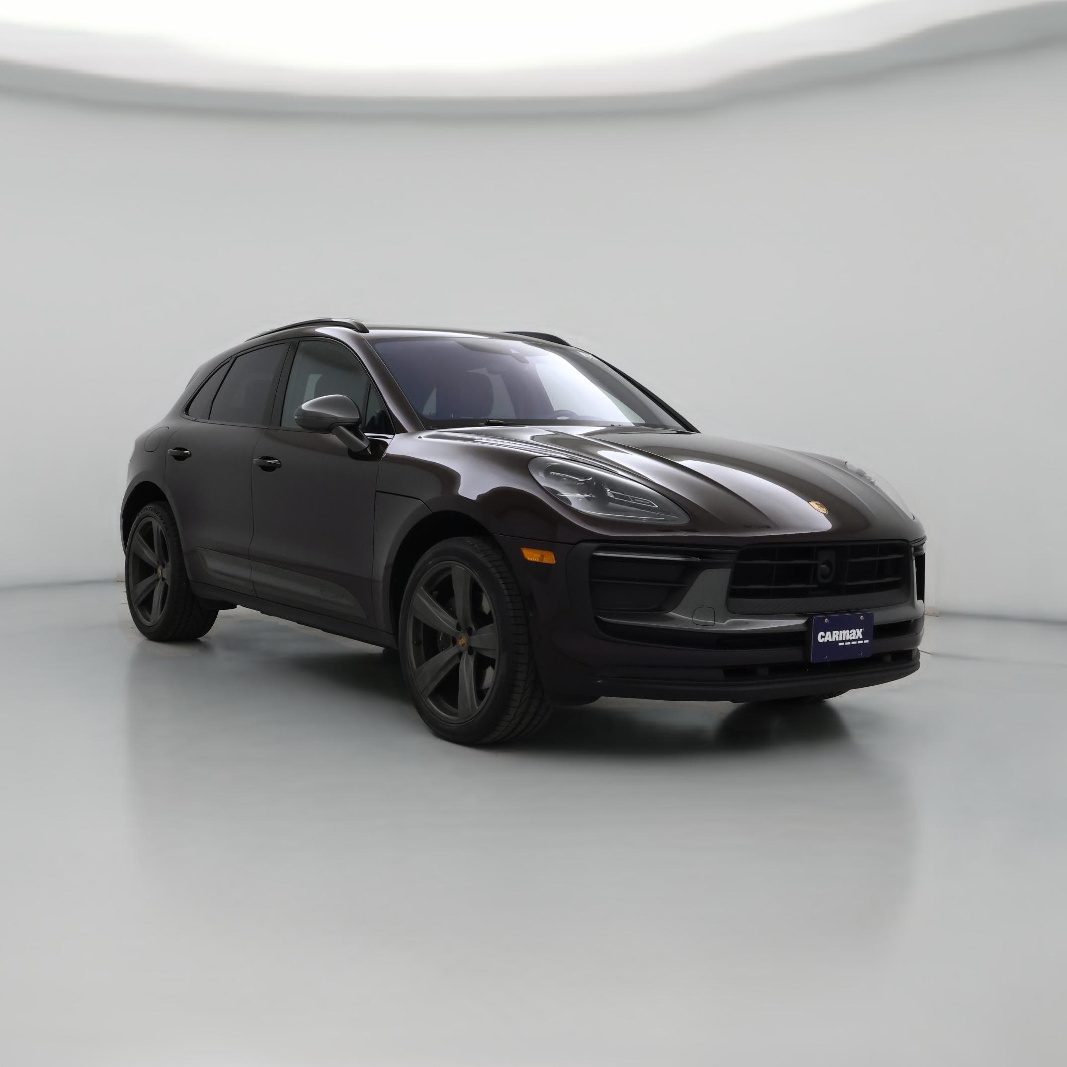 Thumbnail: 2023 Porsche Macan - 1