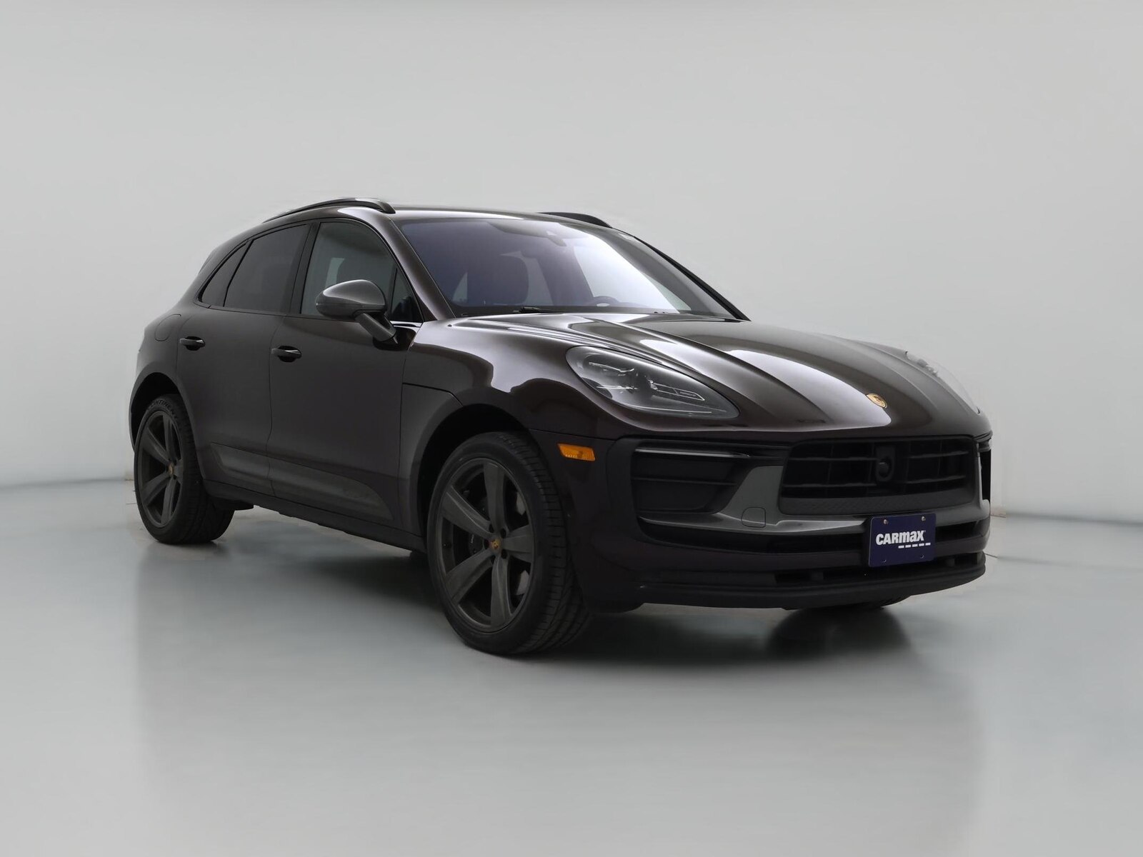 2023 Porsche Macan T