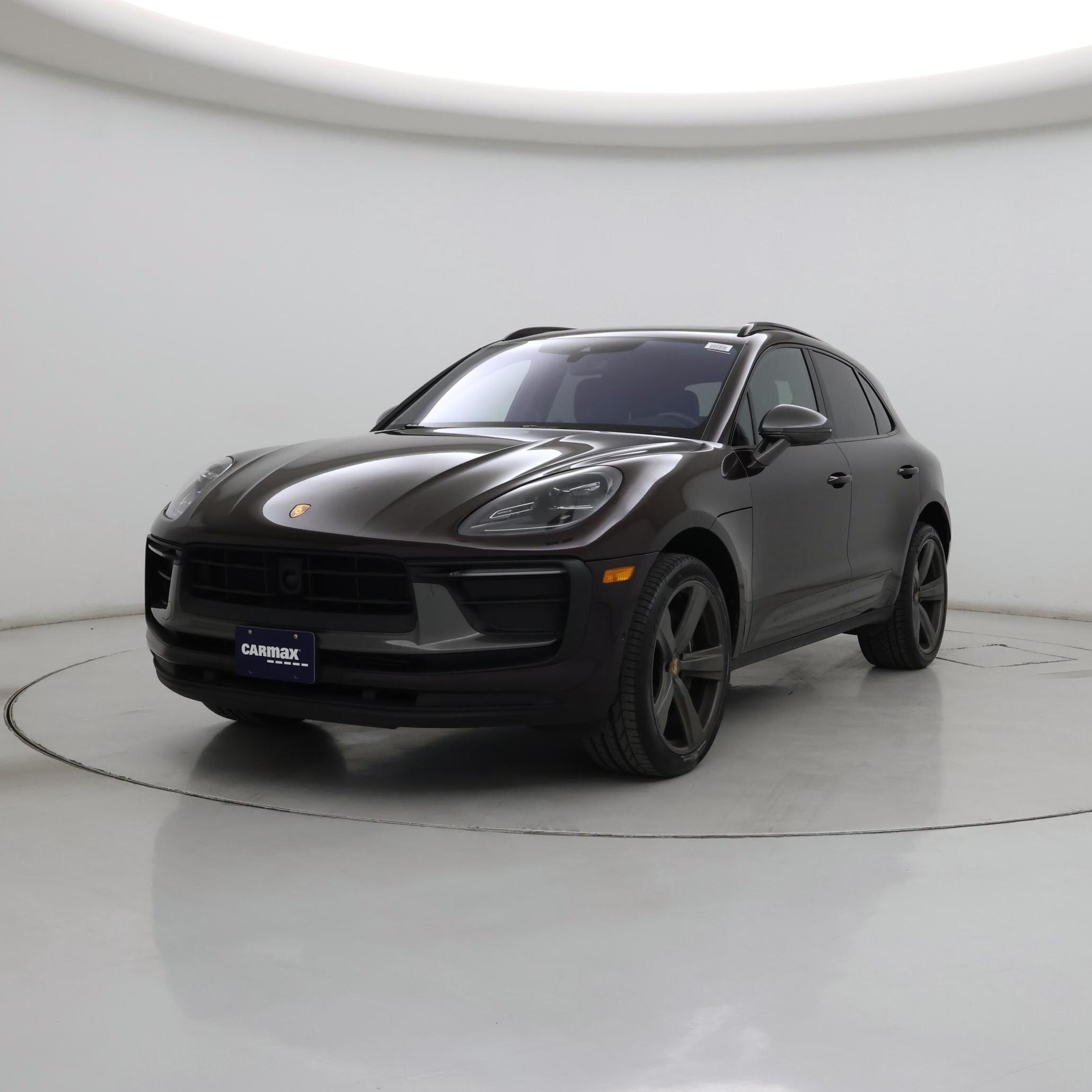 Thumbnail: 2023 Porsche Macan - 4
