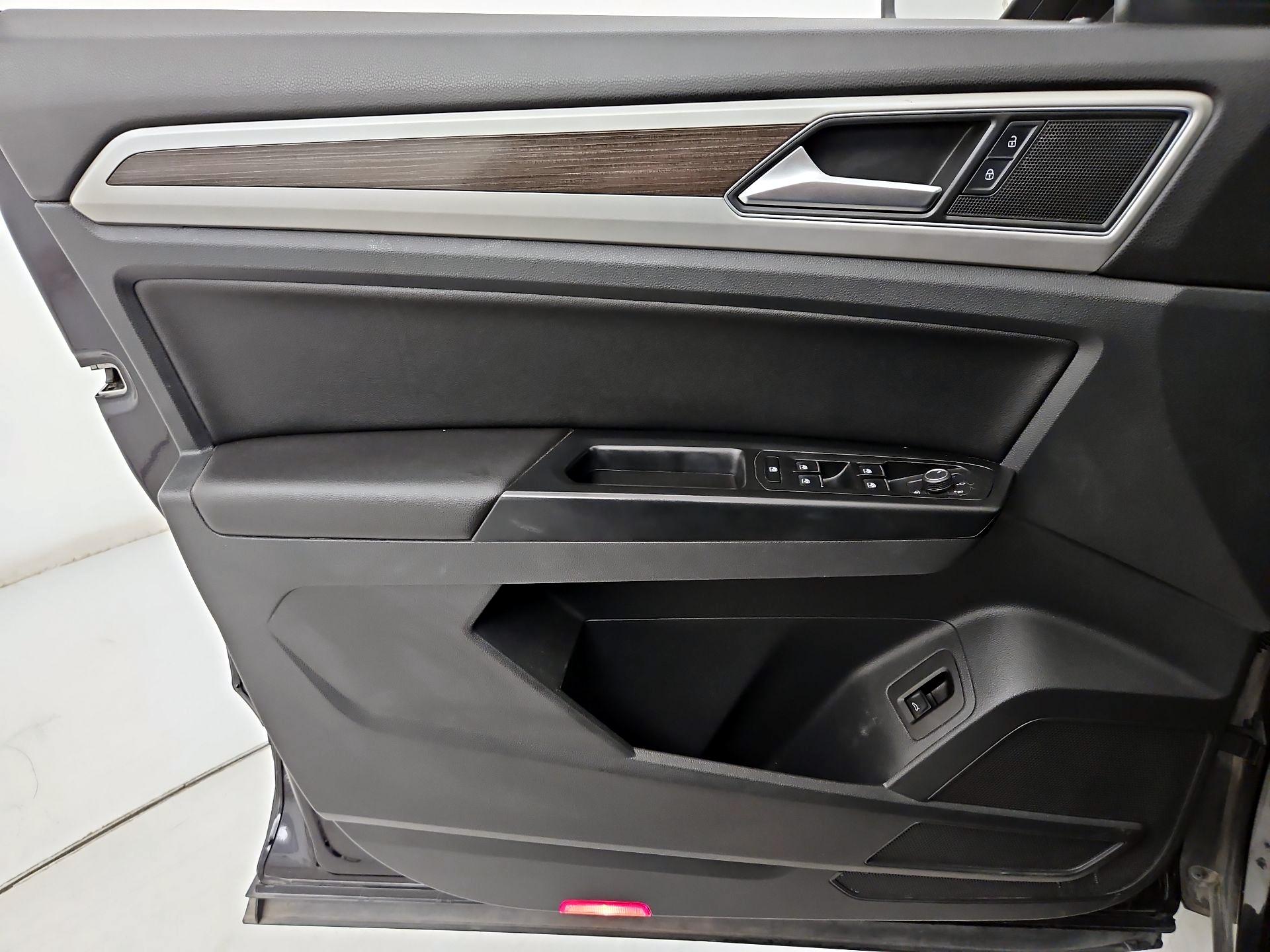 Thumbnail: 2019 Volkswagen Atlas - 12