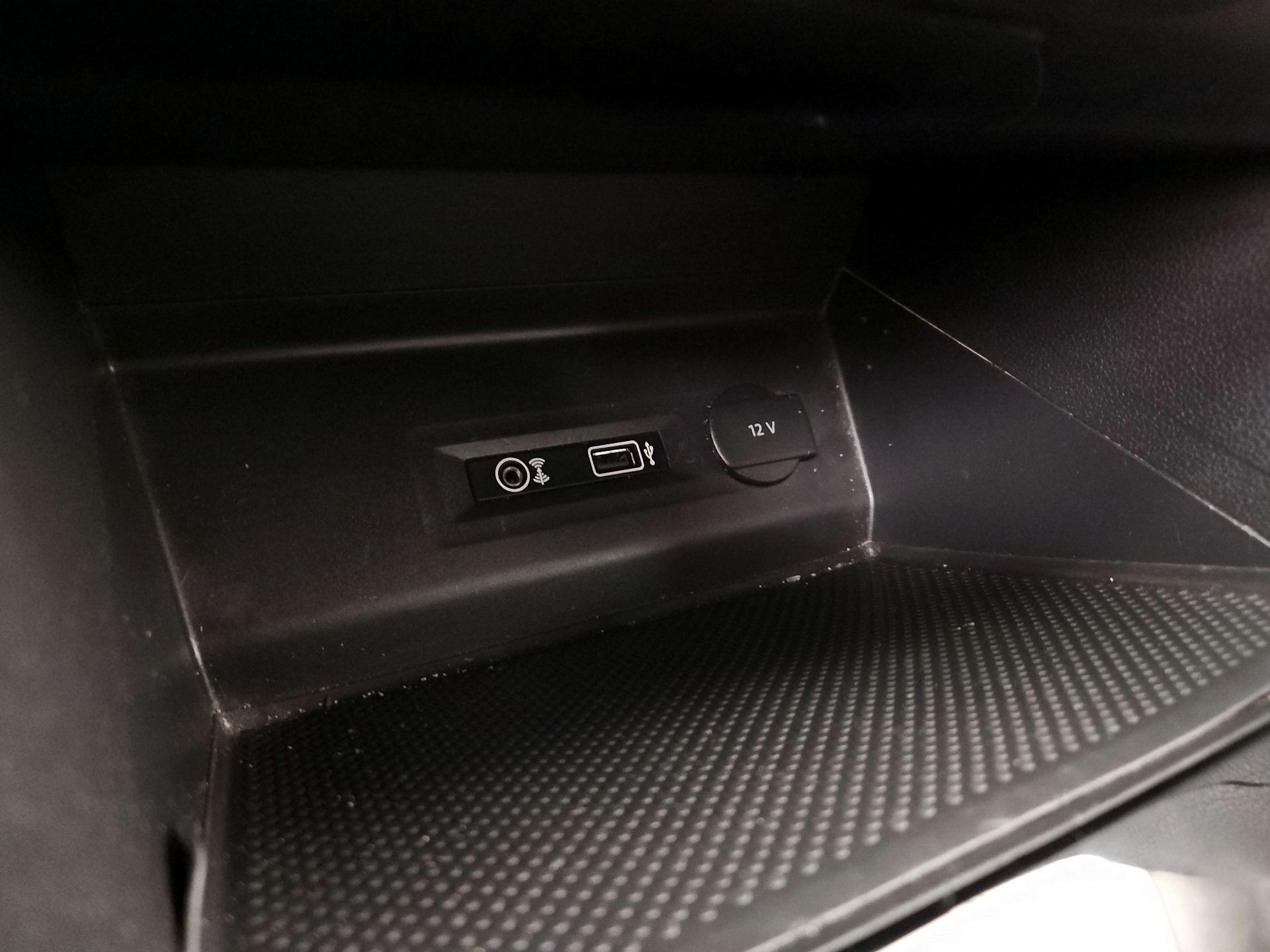 Thumbnail: 2019 Volkswagen Atlas - 18