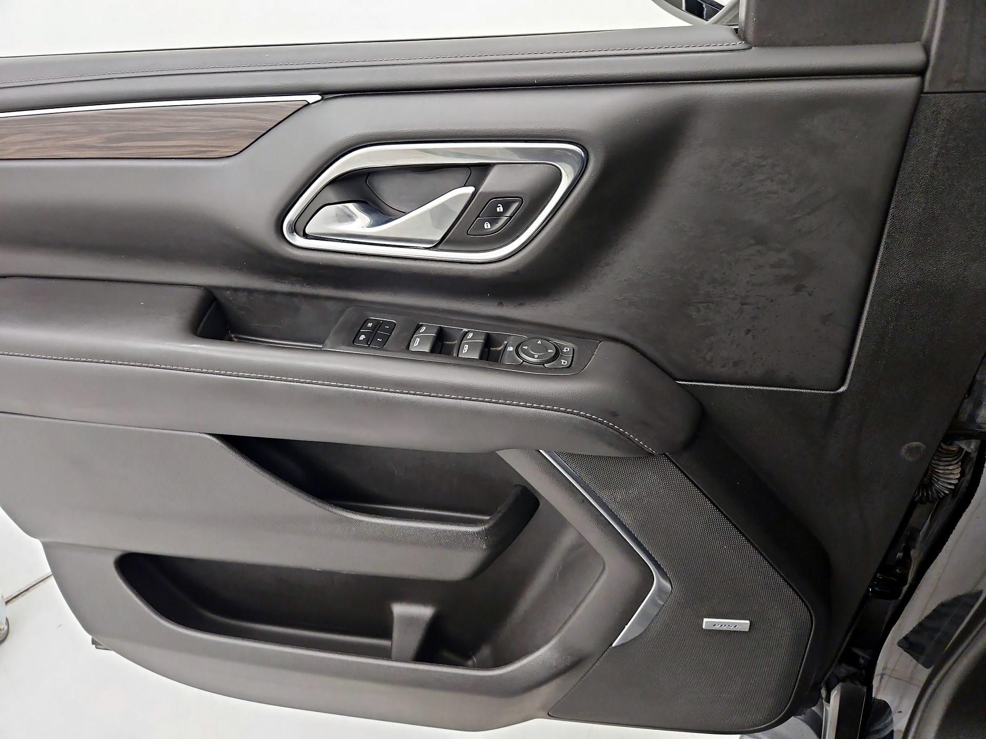 Thumbnail: 2023 Chevrolet Tahoe - 12