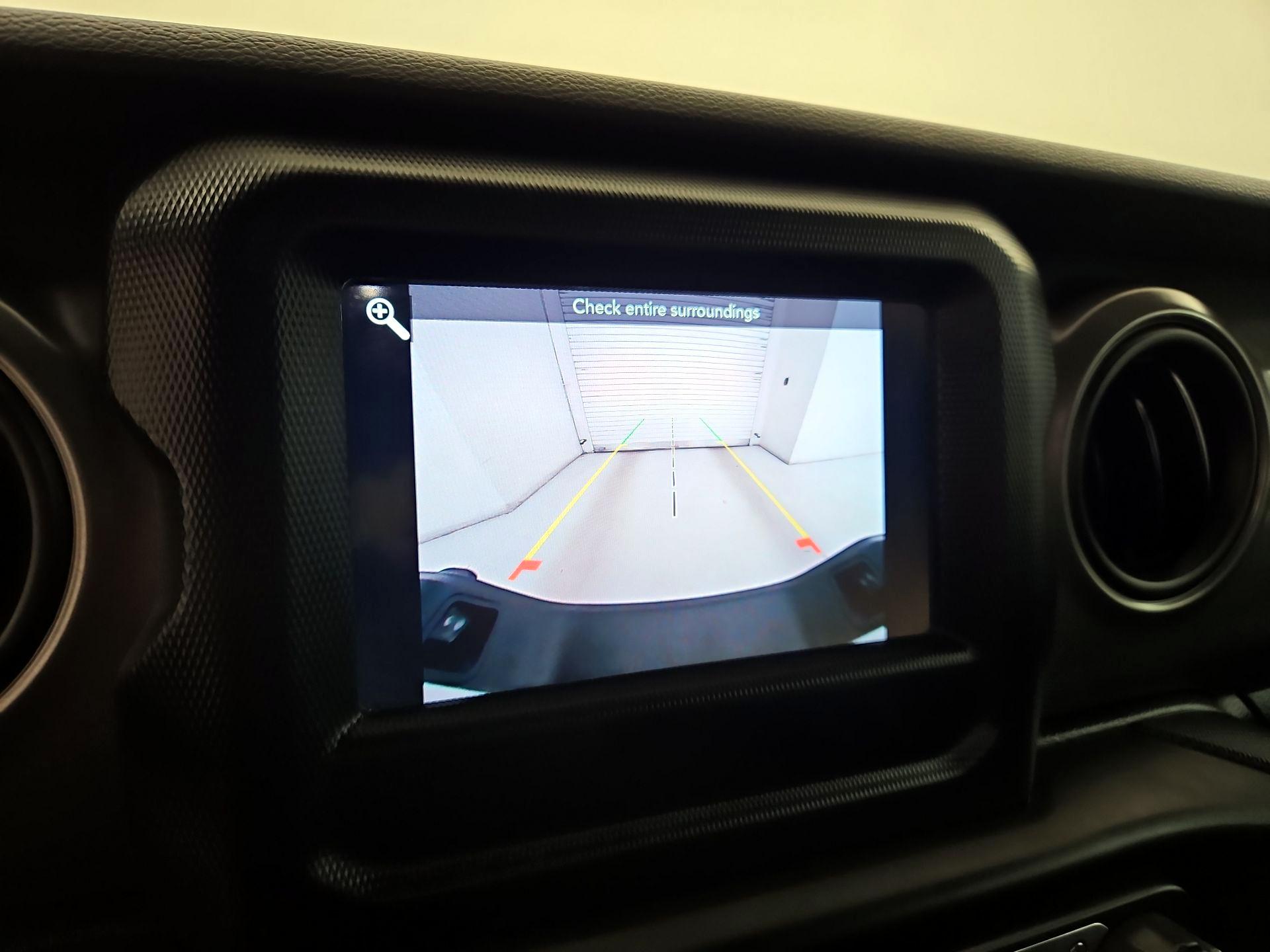 Thumbnail: 2022 Jeep Gladiator - 14