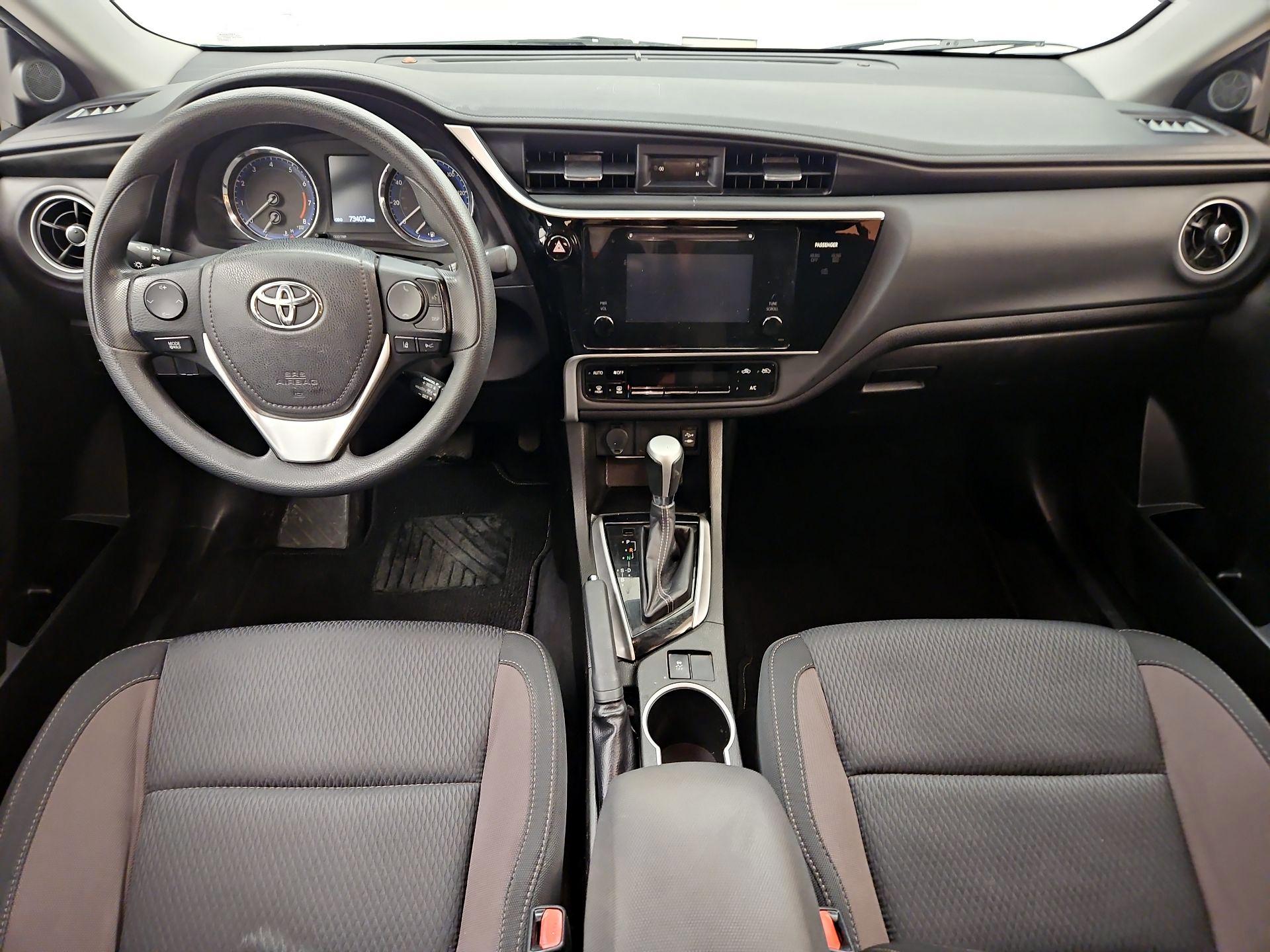 Thumbnail: 2017 Toyota Corolla - 9