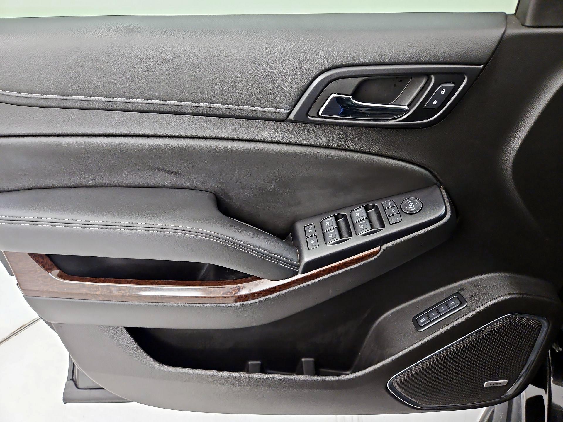 Thumbnail: 2017 GMC Yukon XL - 12