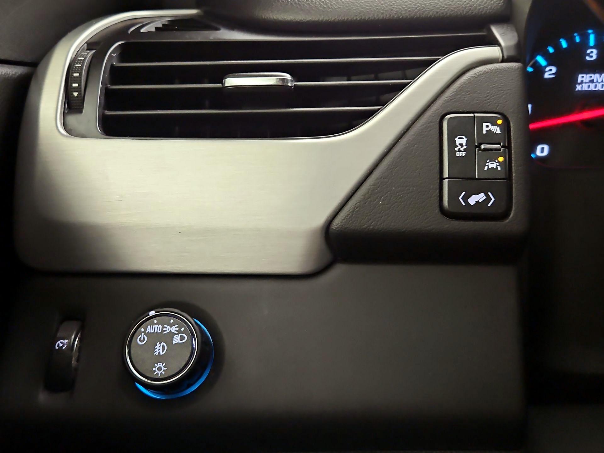 Thumbnail: 2017 GMC Yukon XL - 13