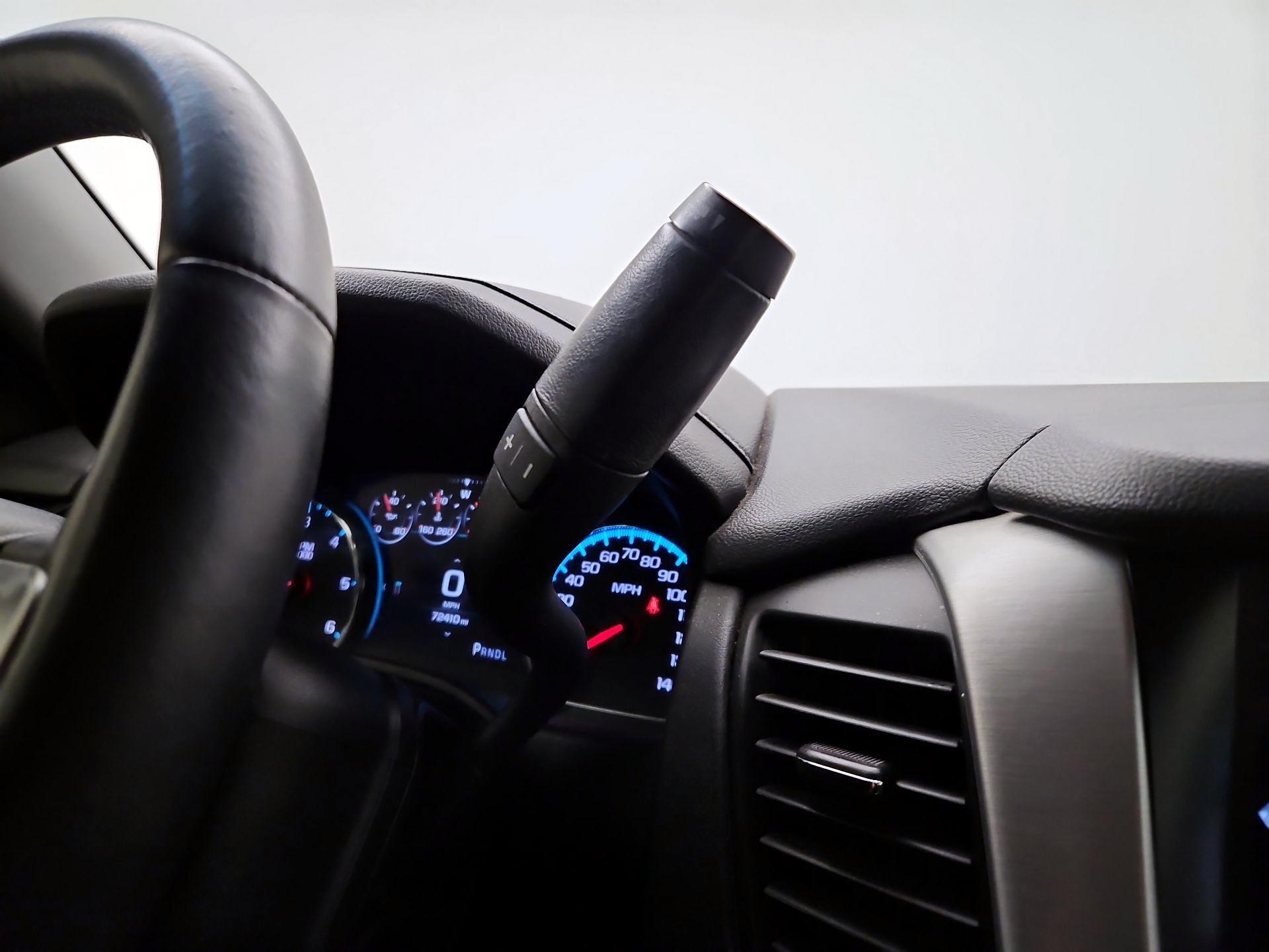 Thumbnail: 2017 GMC Yukon XL - 18