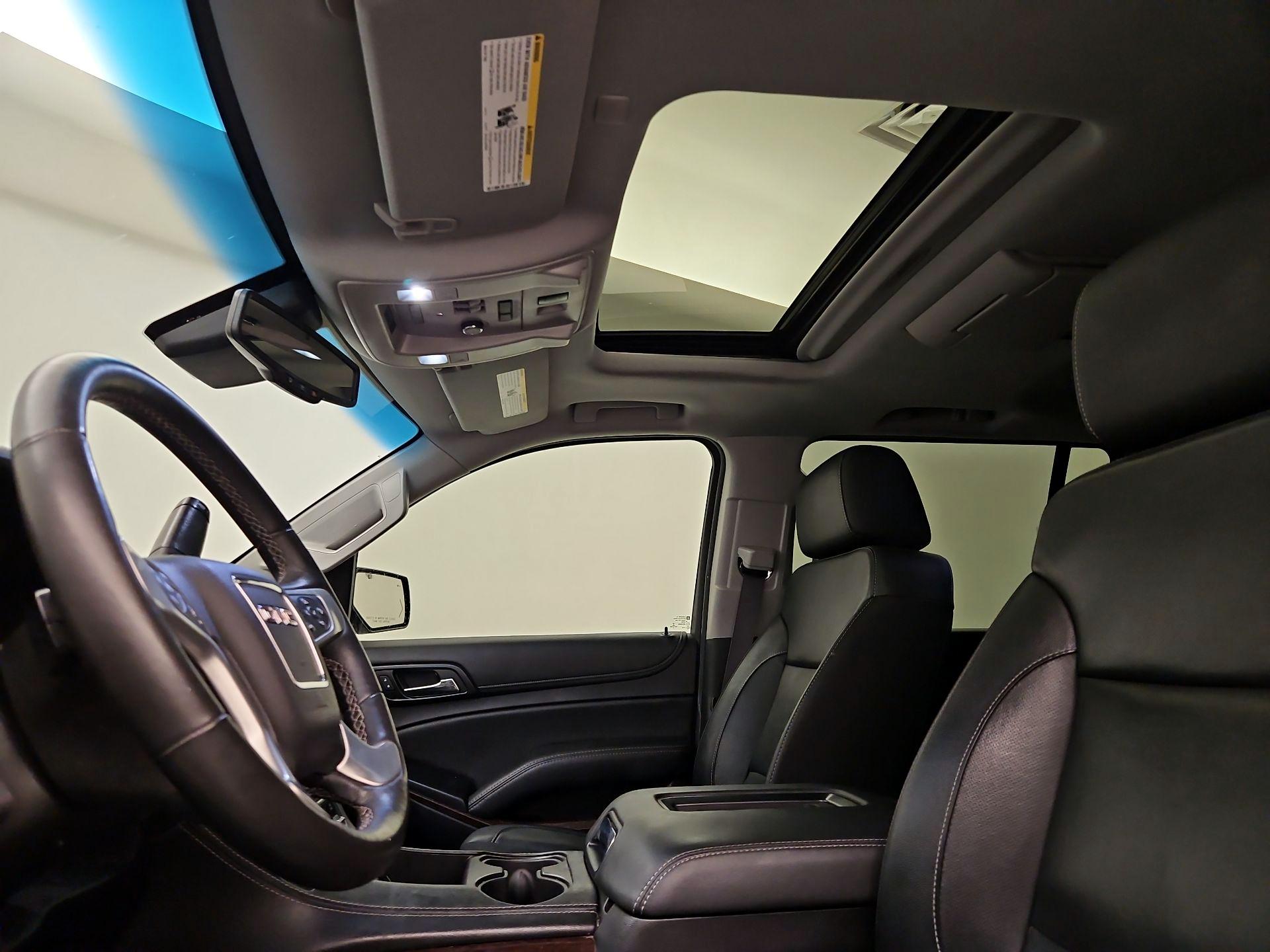 Thumbnail: 2017 GMC Yukon XL - 20