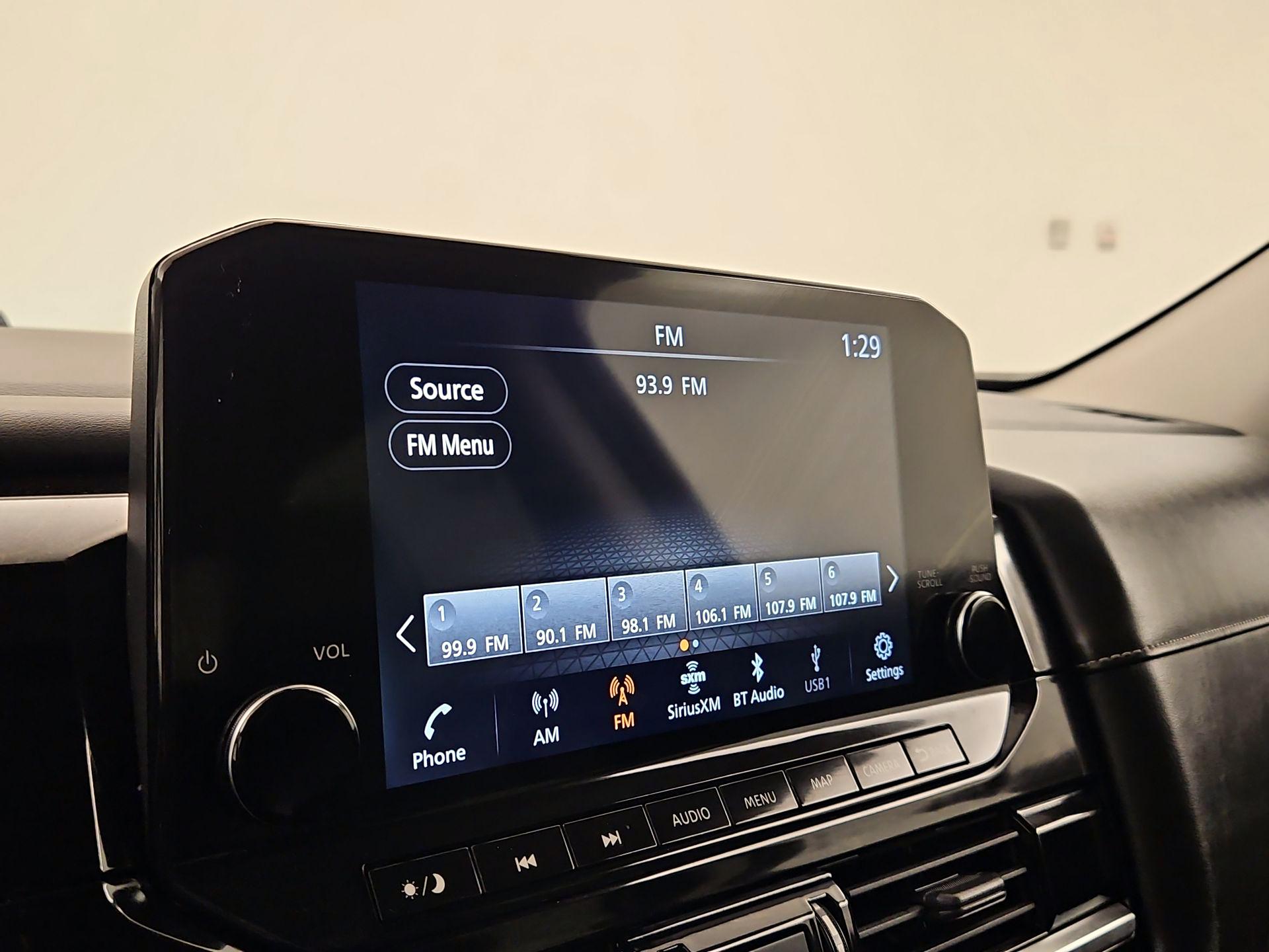 Thumbnail: 2022 Nissan Pathfinder - 16