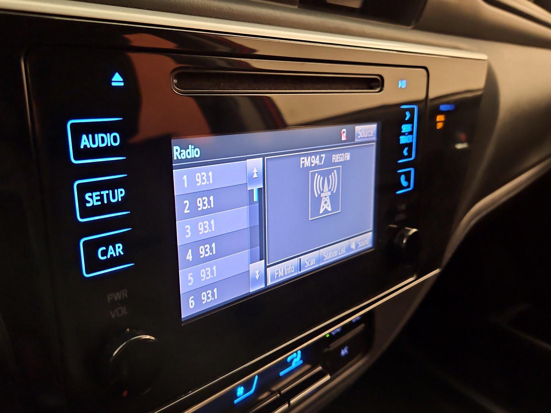 Thumbnail: 2019 Toyota Corolla - 15