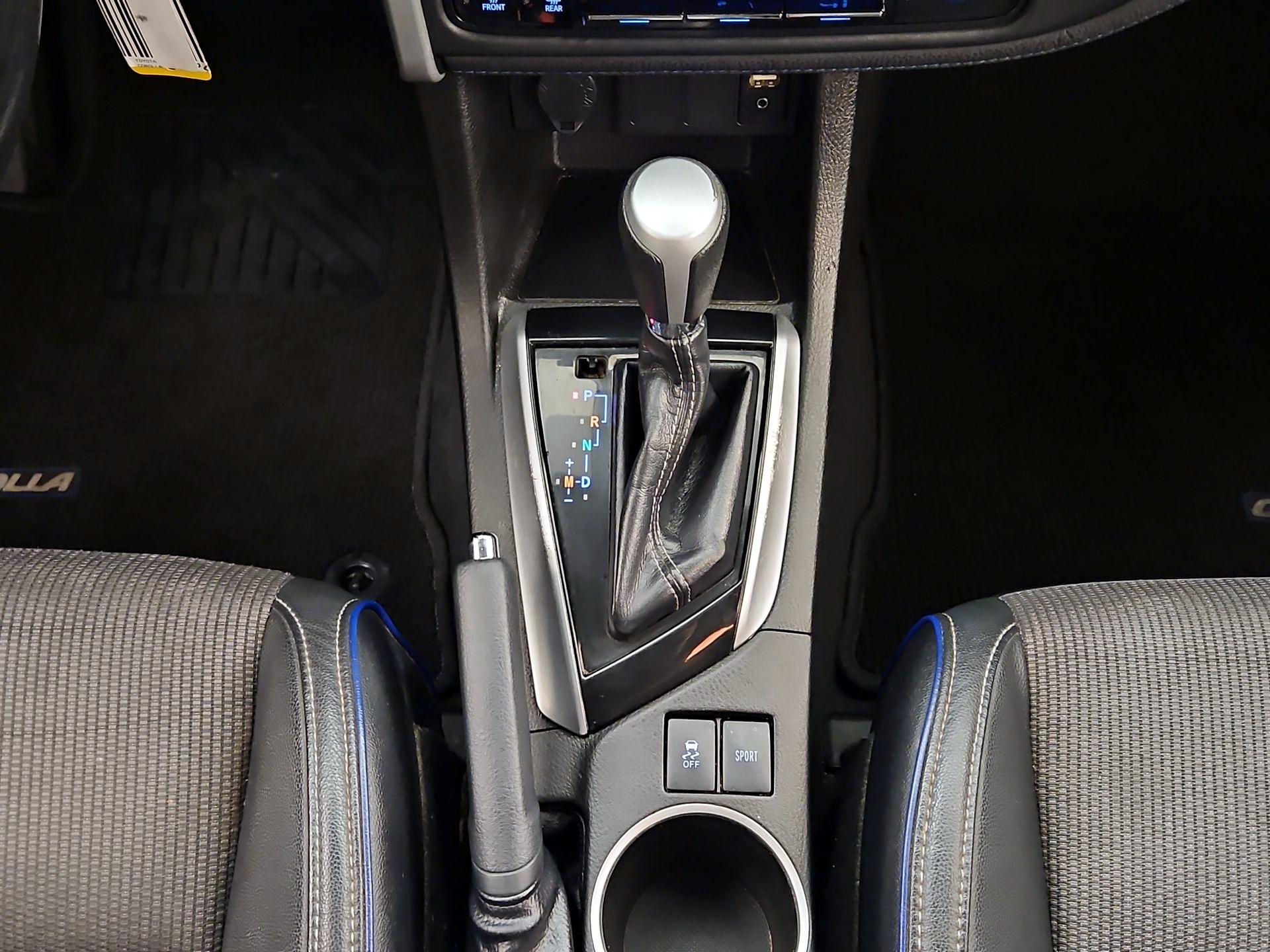 Thumbnail: 2019 Toyota Corolla - 17