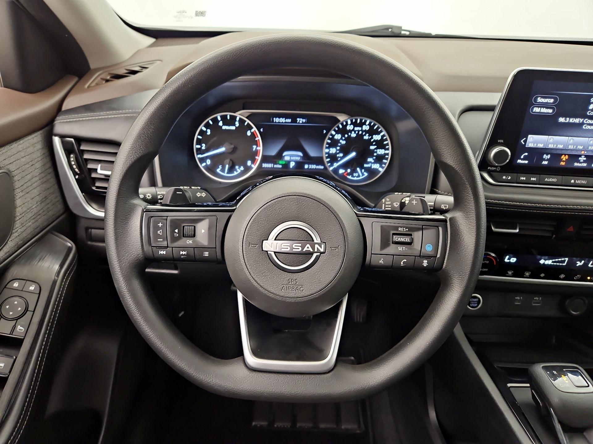 Thumbnail: 2022 Nissan Rogue - 10