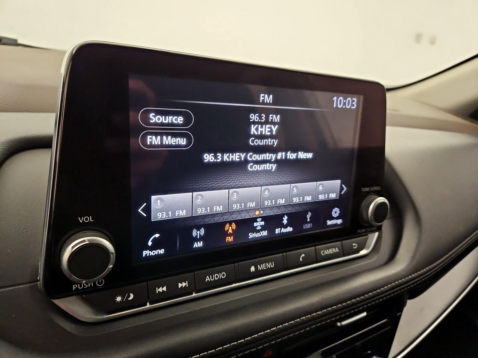 Thumbnail: 2022 Nissan Rogue - 15