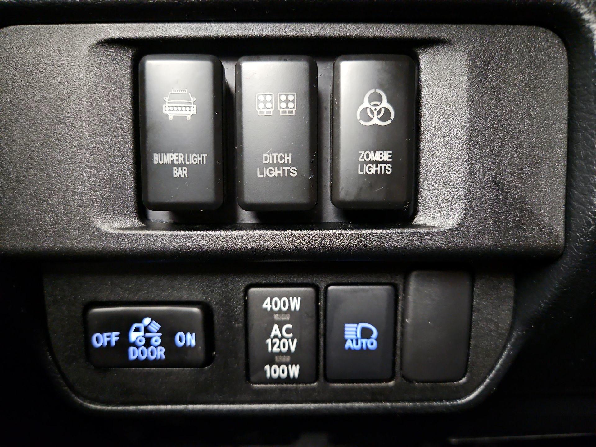 Thumbnail: 2019 Toyota Tacoma - 13