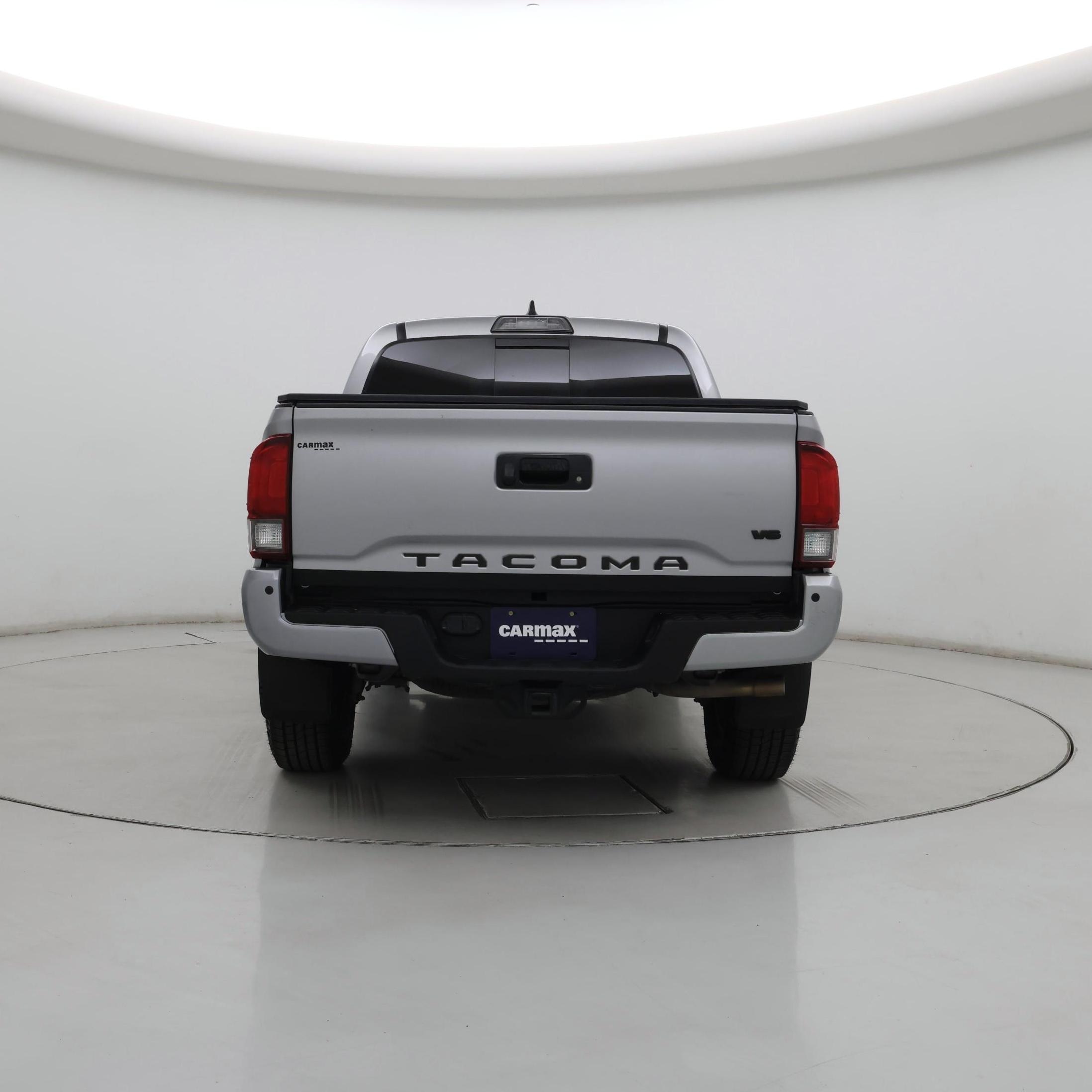 Thumbnail: 2019 Toyota Tacoma - 6