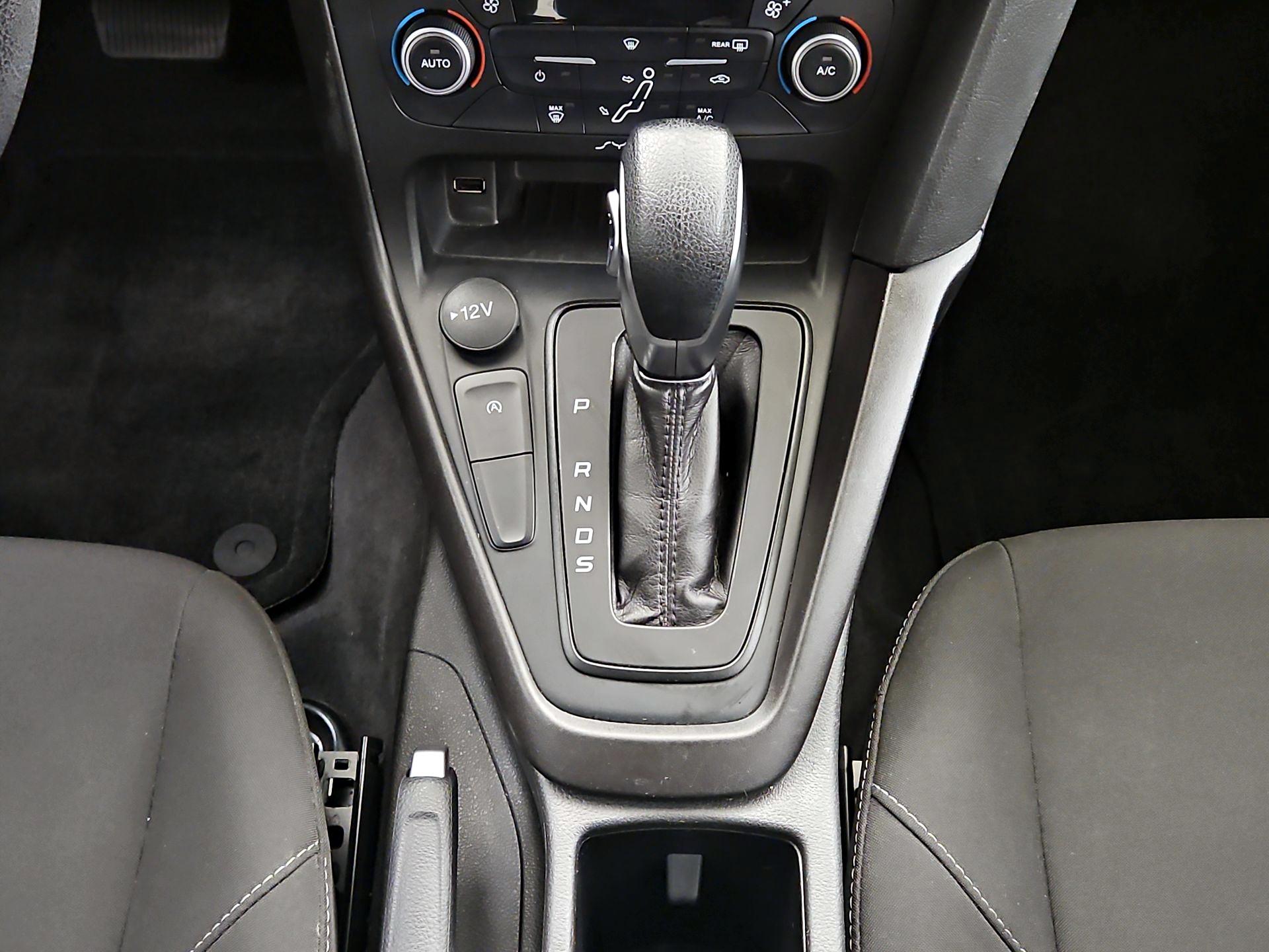 Thumbnail: 2018 Ford Focus - 17