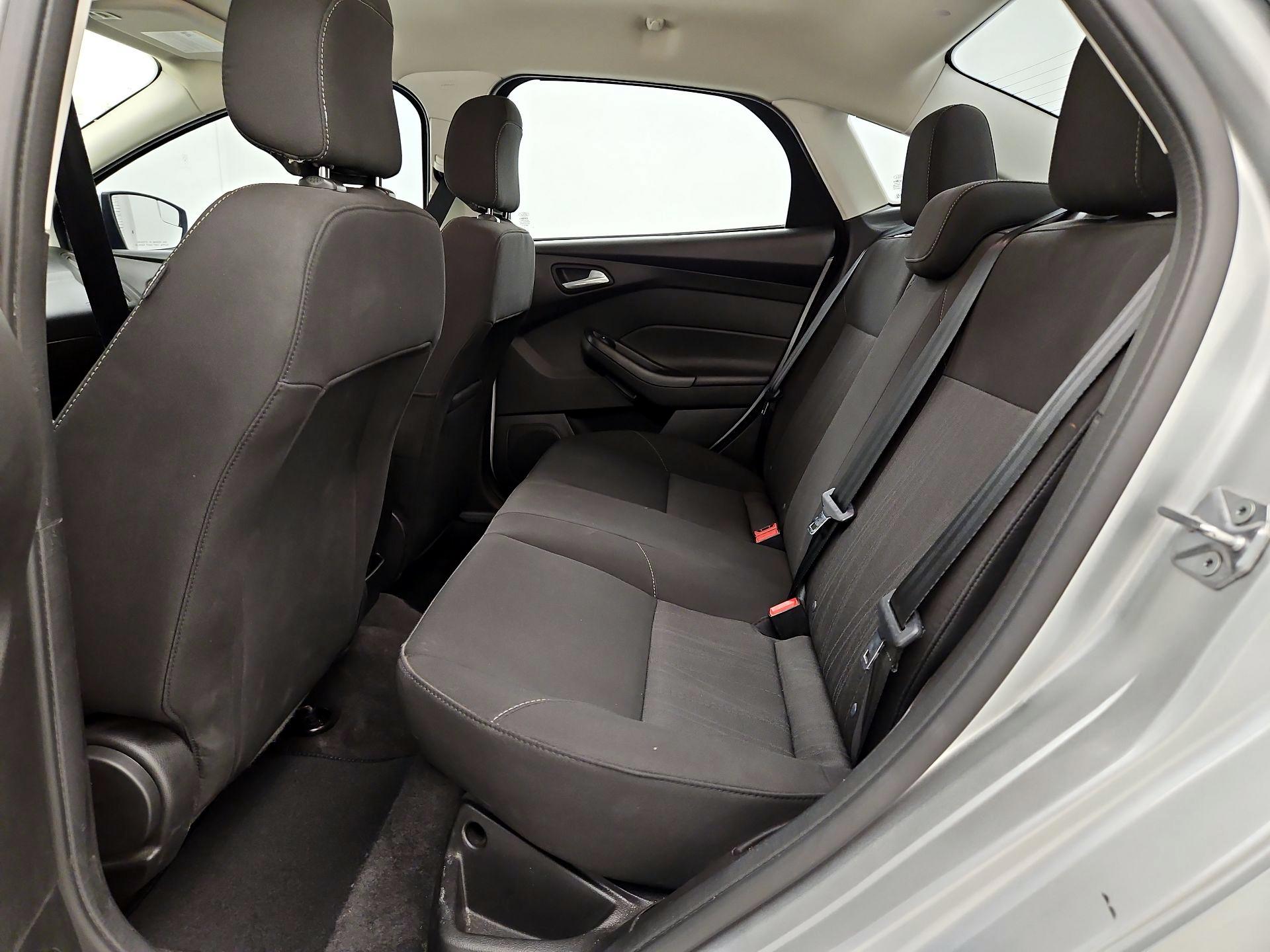 Thumbnail: 2018 Ford Focus - 19