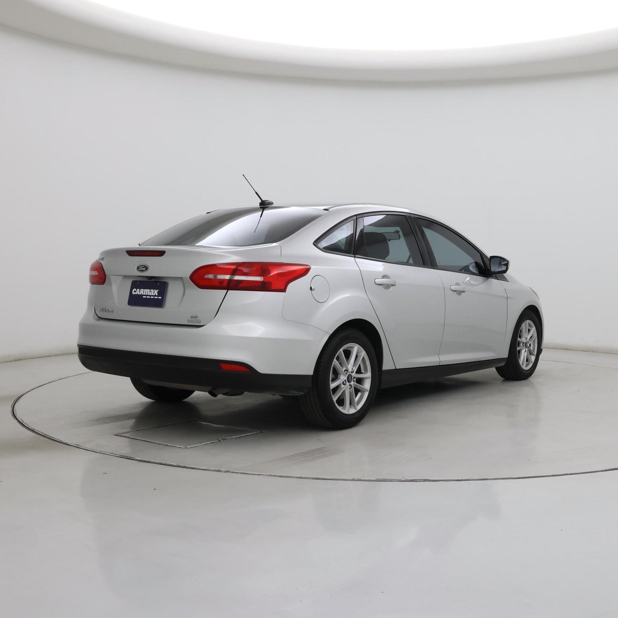 Thumbnail: 2018 Ford Focus - 8