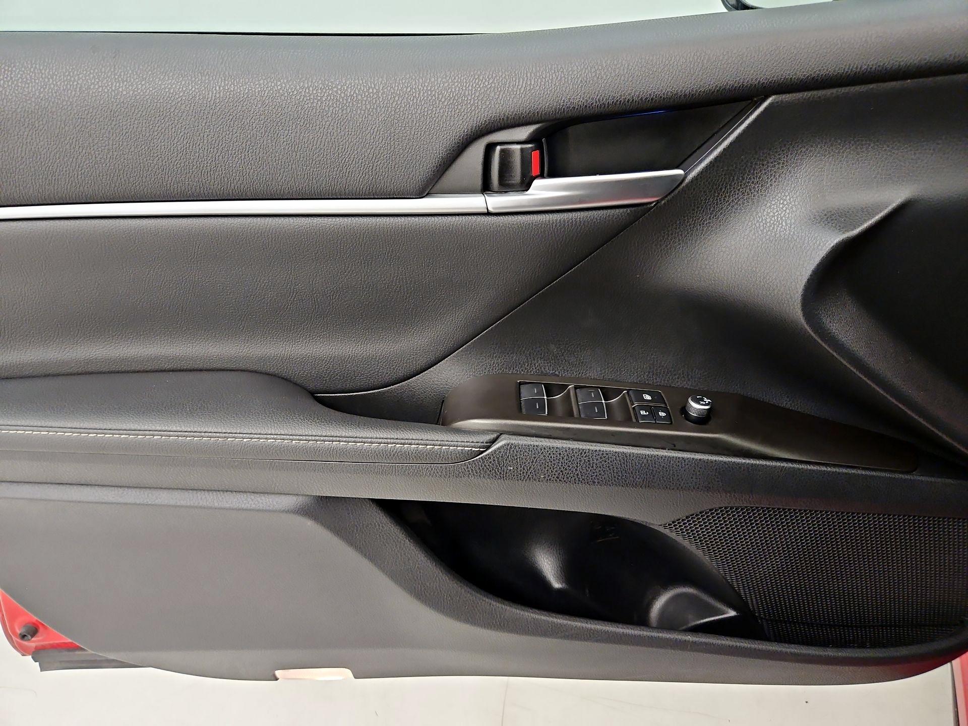 Thumbnail: 2023 Toyota Camry - 12