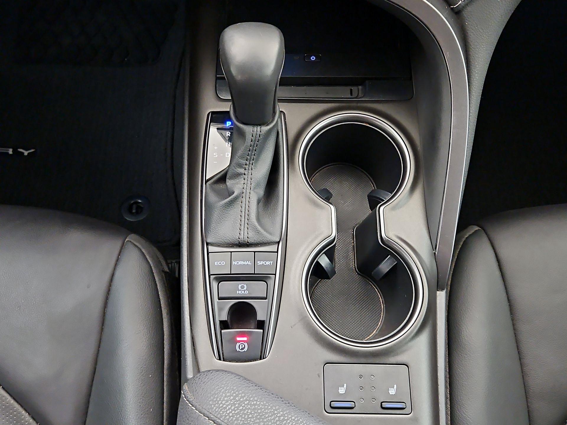 Thumbnail: 2023 Toyota Camry - 17