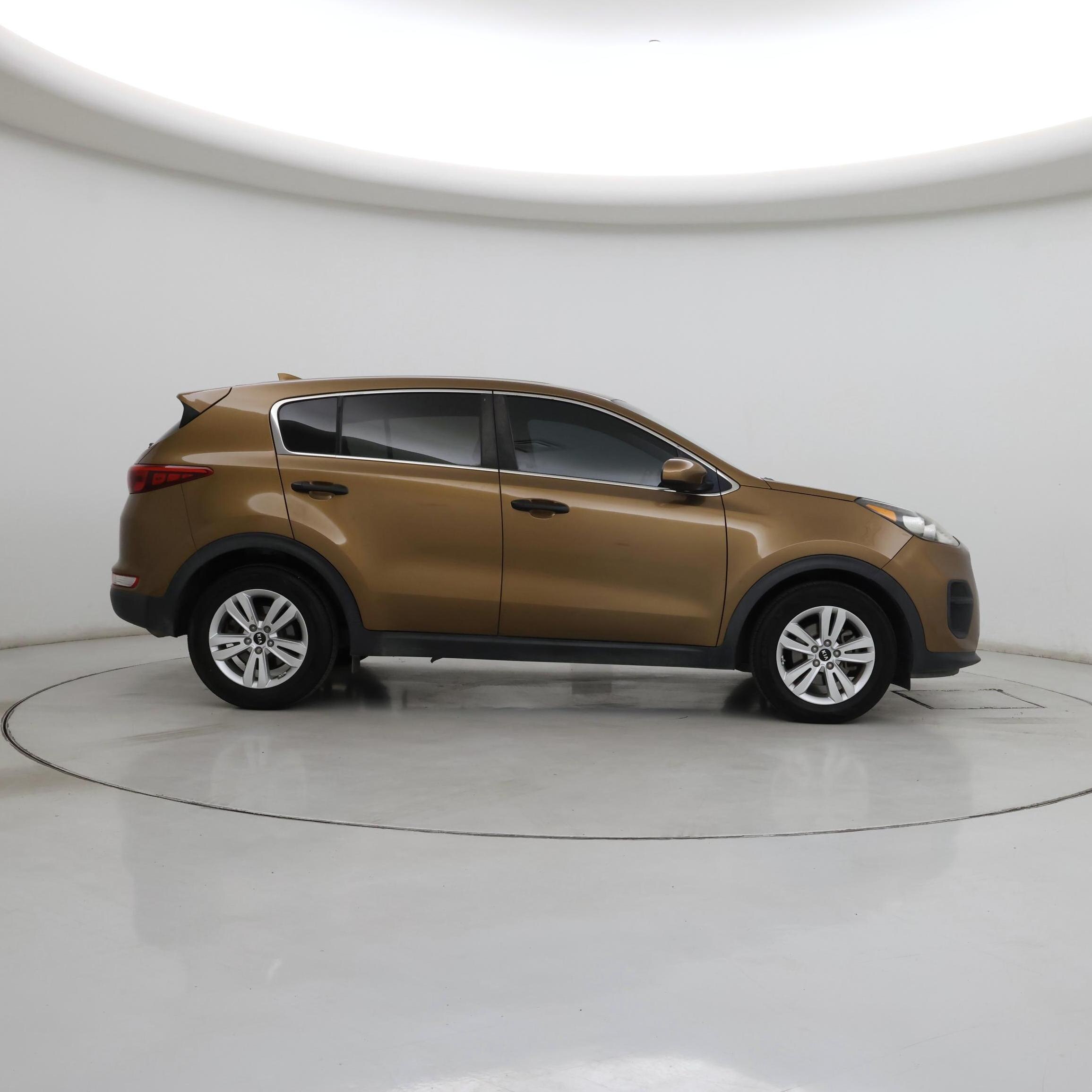 Thumbnail: 2017 Kia Sportage - 7