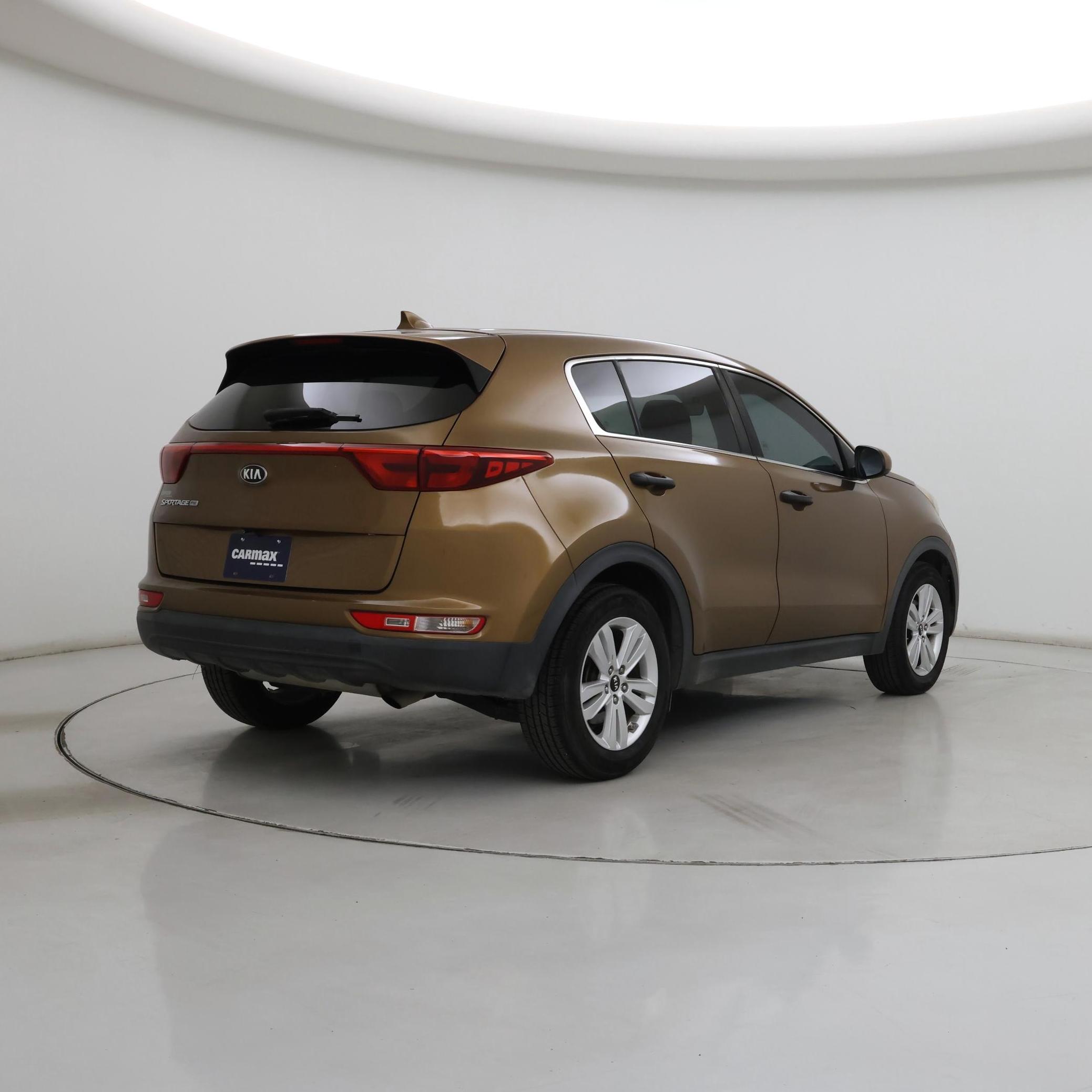 Thumbnail: 2017 Kia Sportage - 8
