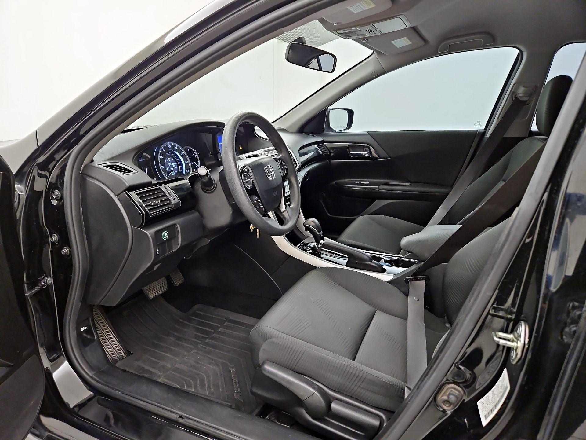 Thumbnail: 2017 Honda Accord - 11