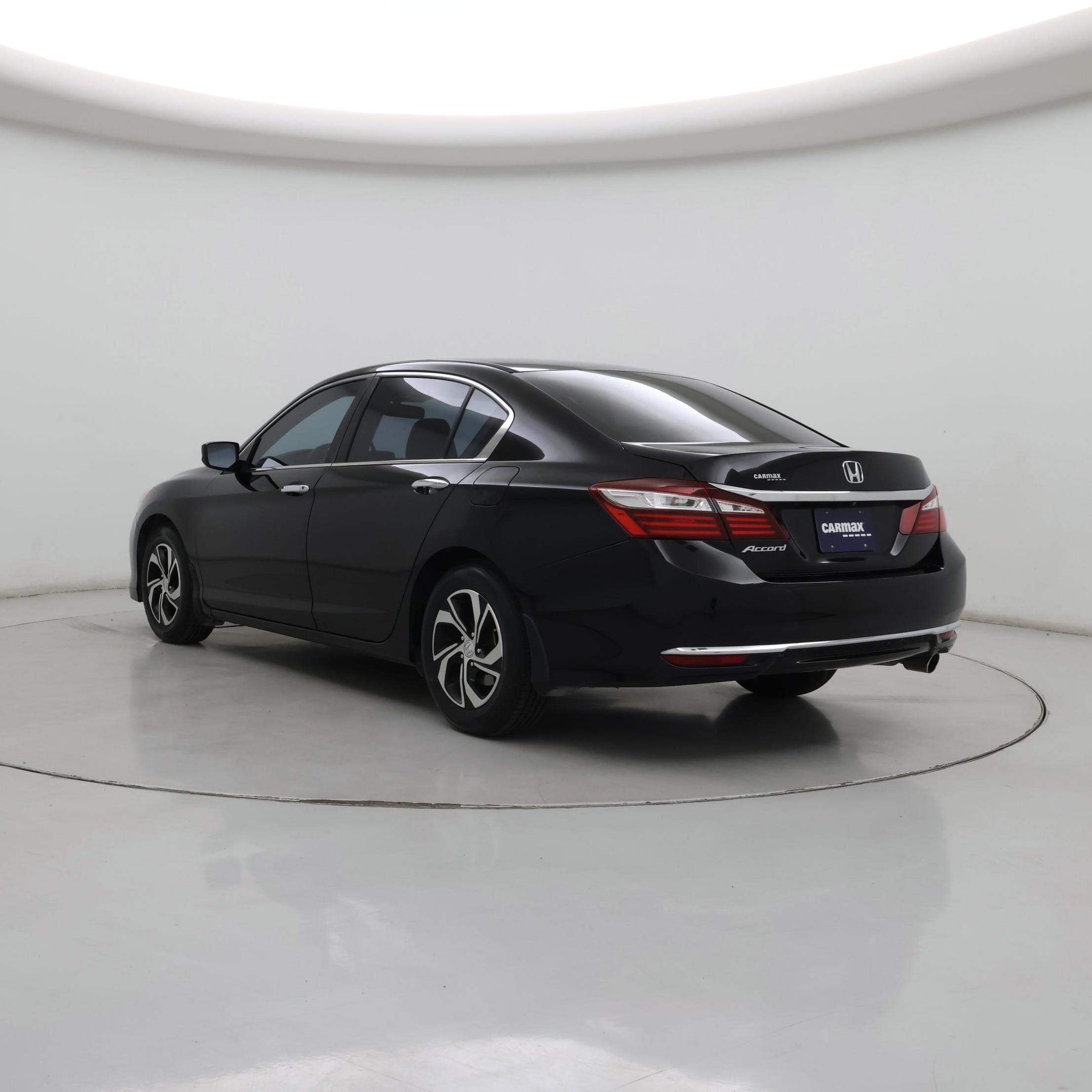 Thumbnail: 2017 Honda Accord - 2