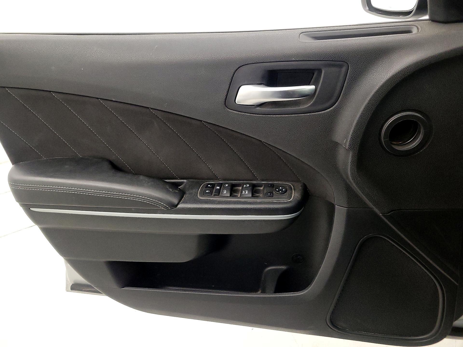 Thumbnail: 2022 Dodge Charger - 12