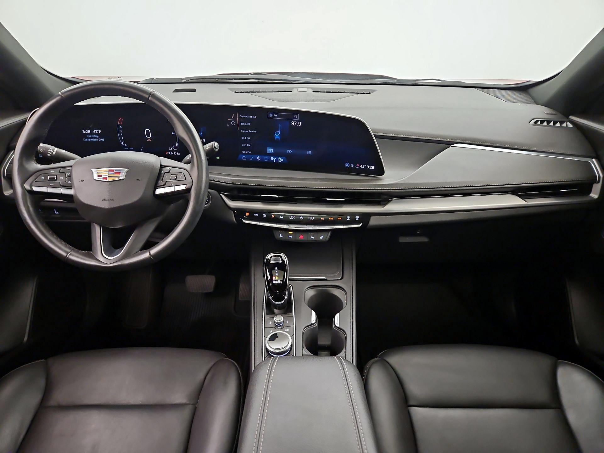 Thumbnail: 2024 Cadillac XT4 - 9