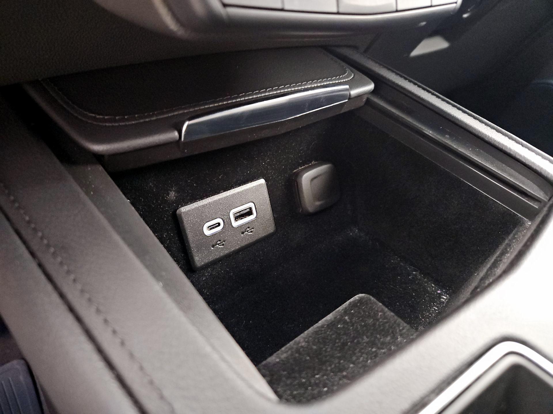 Thumbnail: 2024 Cadillac XT4 - 18