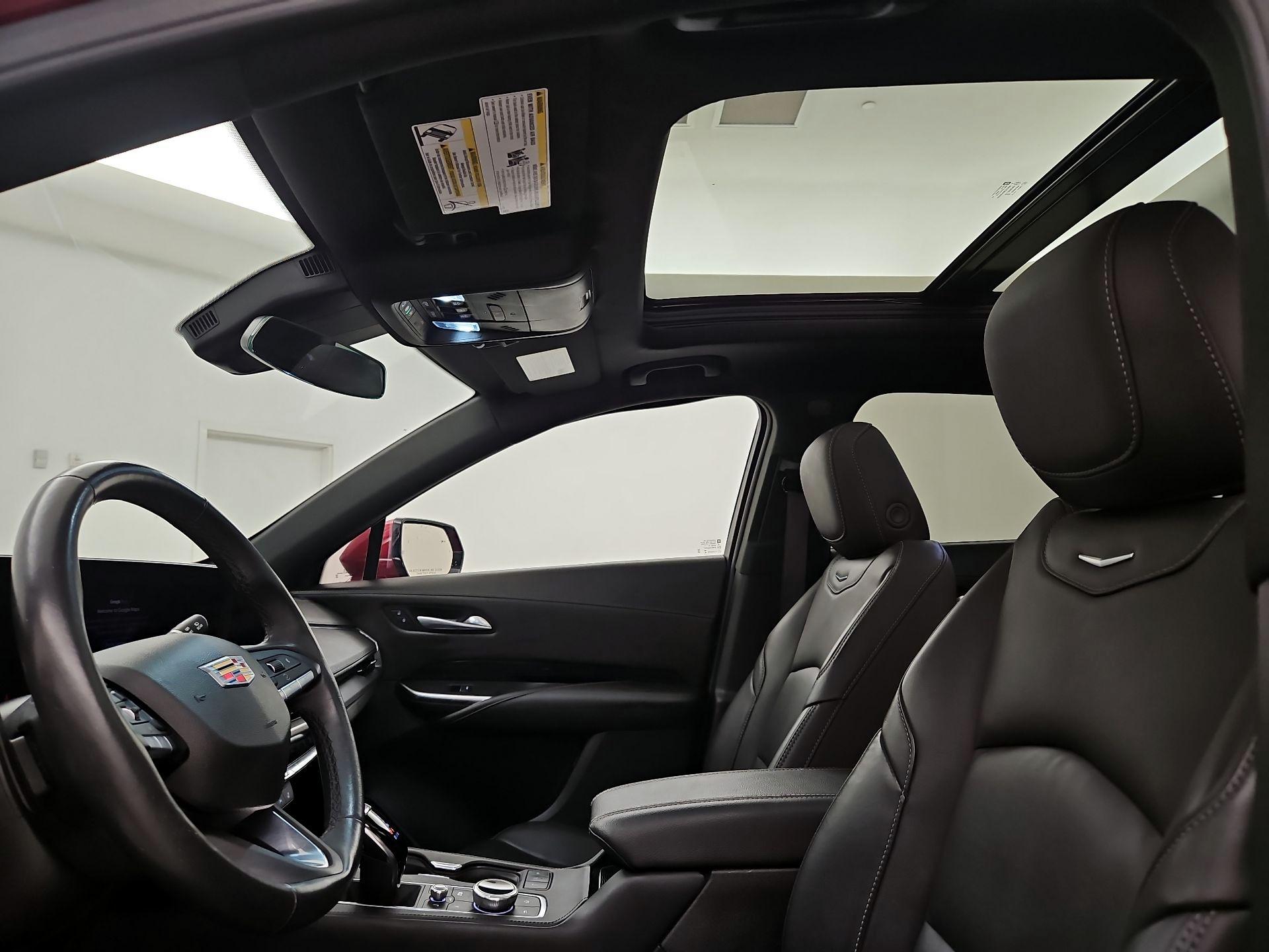 Thumbnail: 2024 Cadillac XT4 - 19