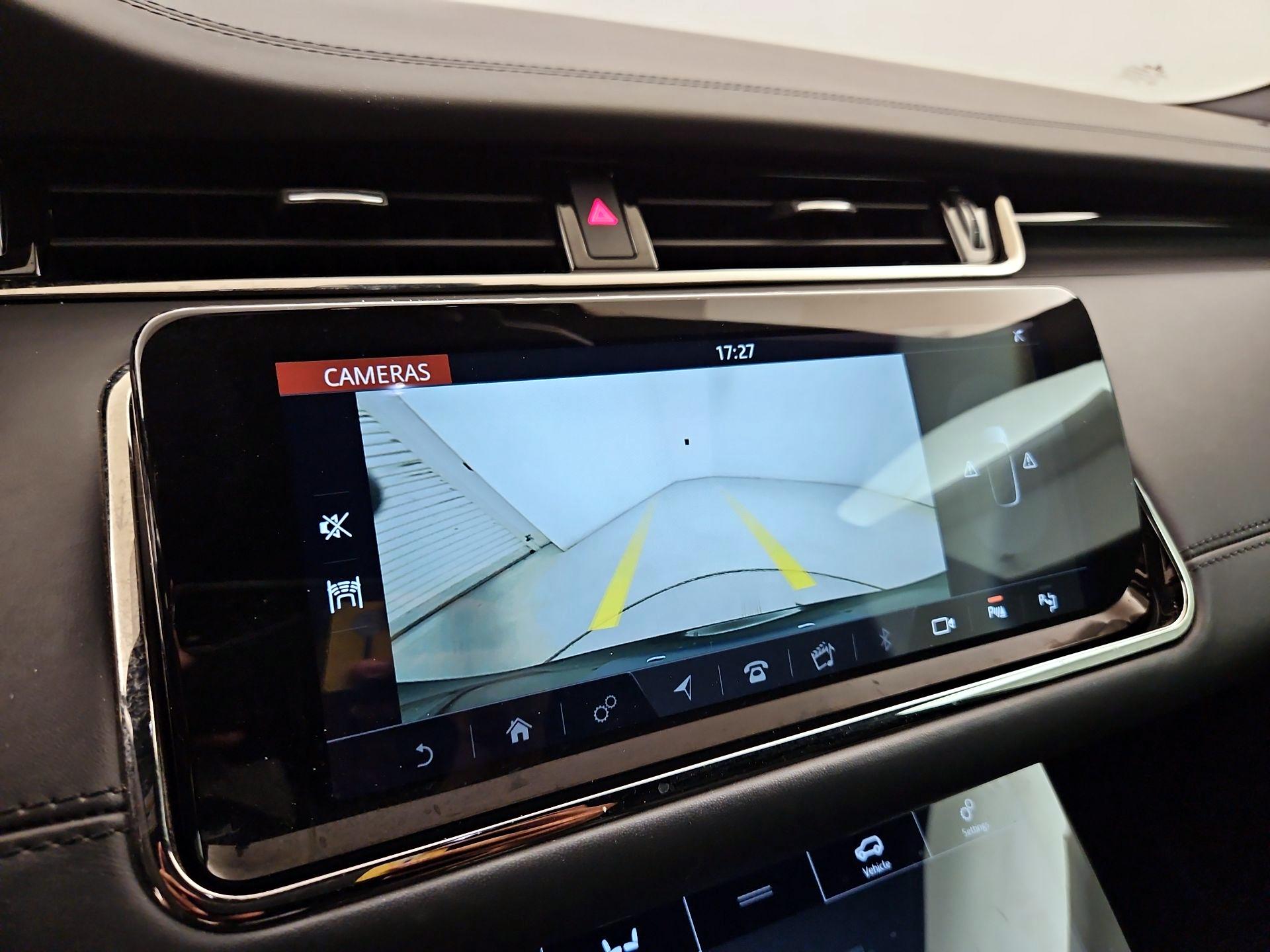 Thumbnail: 2020 Land Rover Range Rover Evoque - 13